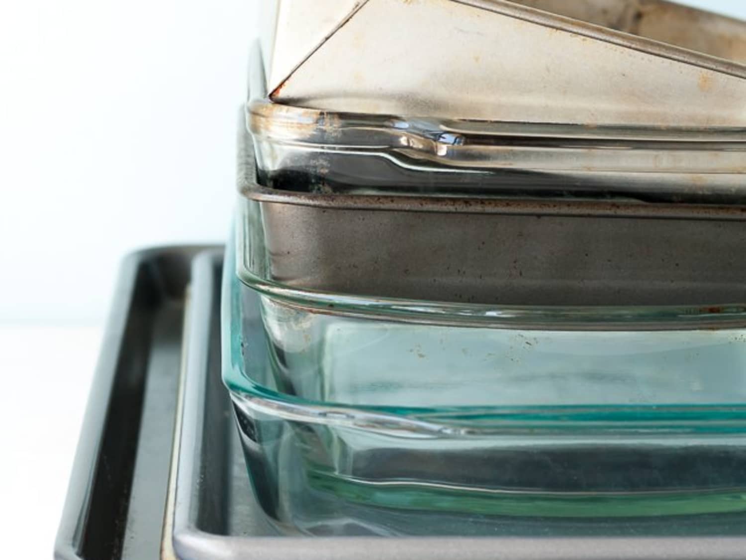 When To Use Glass Bakeware And When To Use Metal | Kitchn