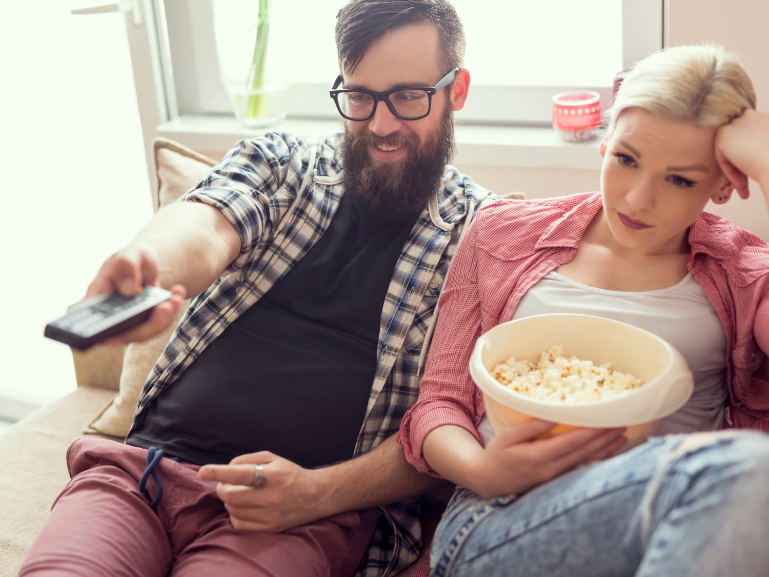 10 Food Movies And Shows To Stream On Netflix Right Now Kitchn Of course netflix doesn't have a handful of the classic food movies to stream, including the always amazing babette's feast, which you can always buy on itunes if you're in the an haute cuisine sous chef finds himself back at his family's restaurant learning how to cook indian food with flavorful results. 10 food movies and shows to stream on