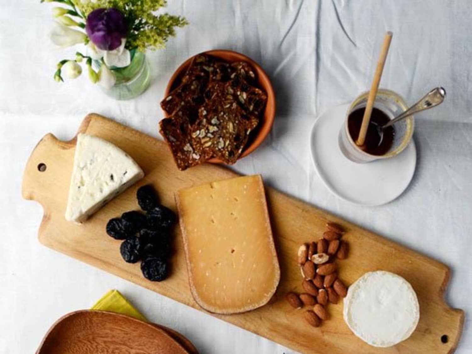 Cheese For A Crowd A Formula For Deciding How Much Cheese To Buy Kitchn