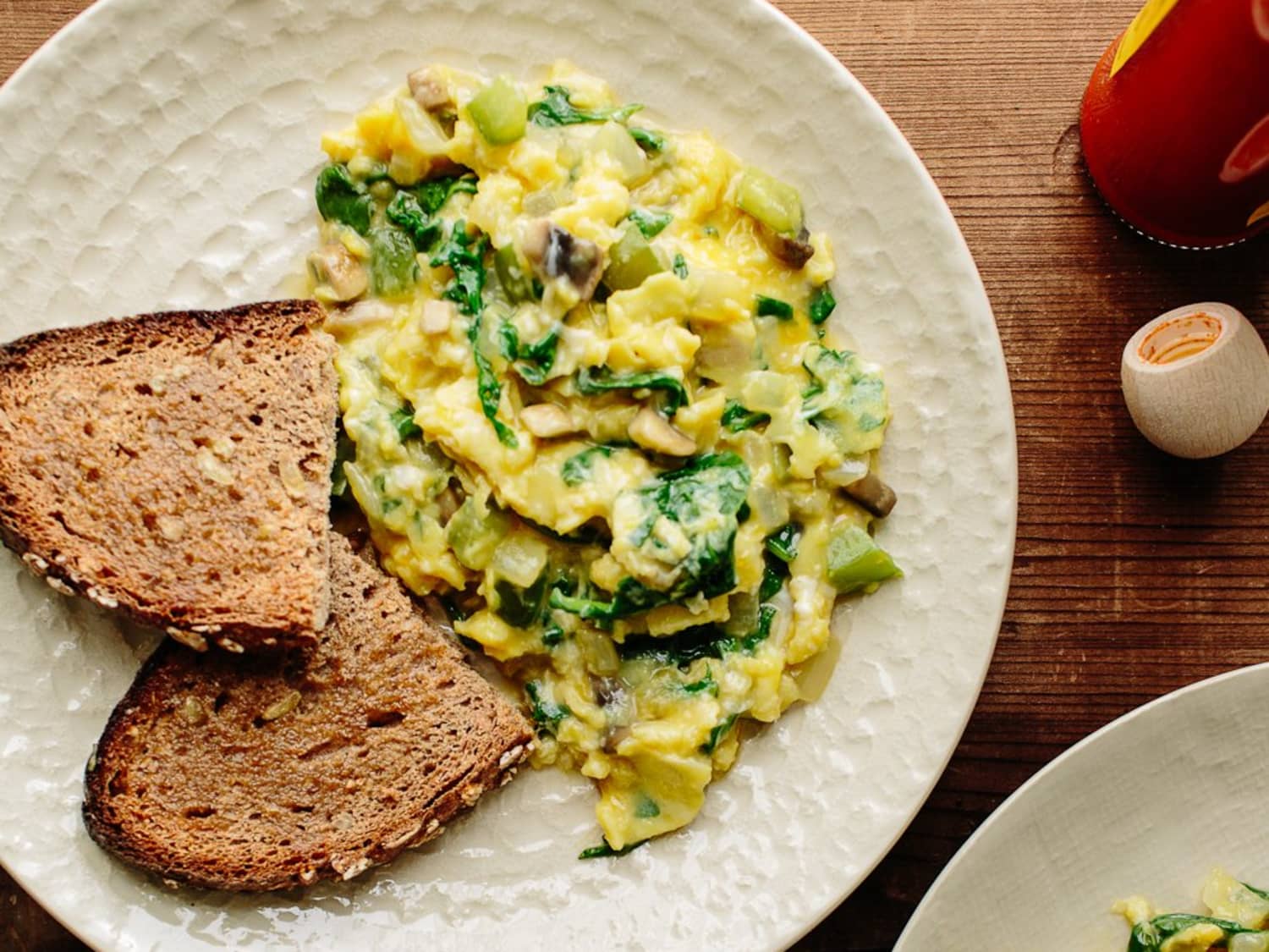 Recipe Scrambled Eggs With Green Peppers Mushrooms Kitchn