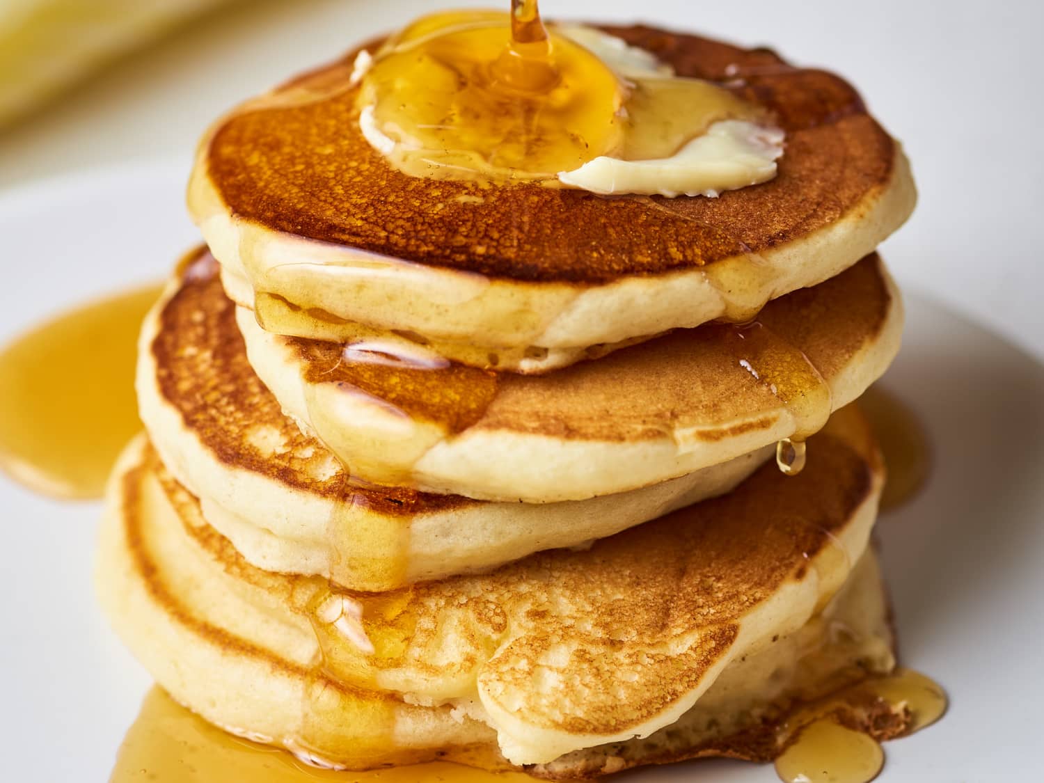 Saturday Morning Pancakes - Dad Feeds The Fam