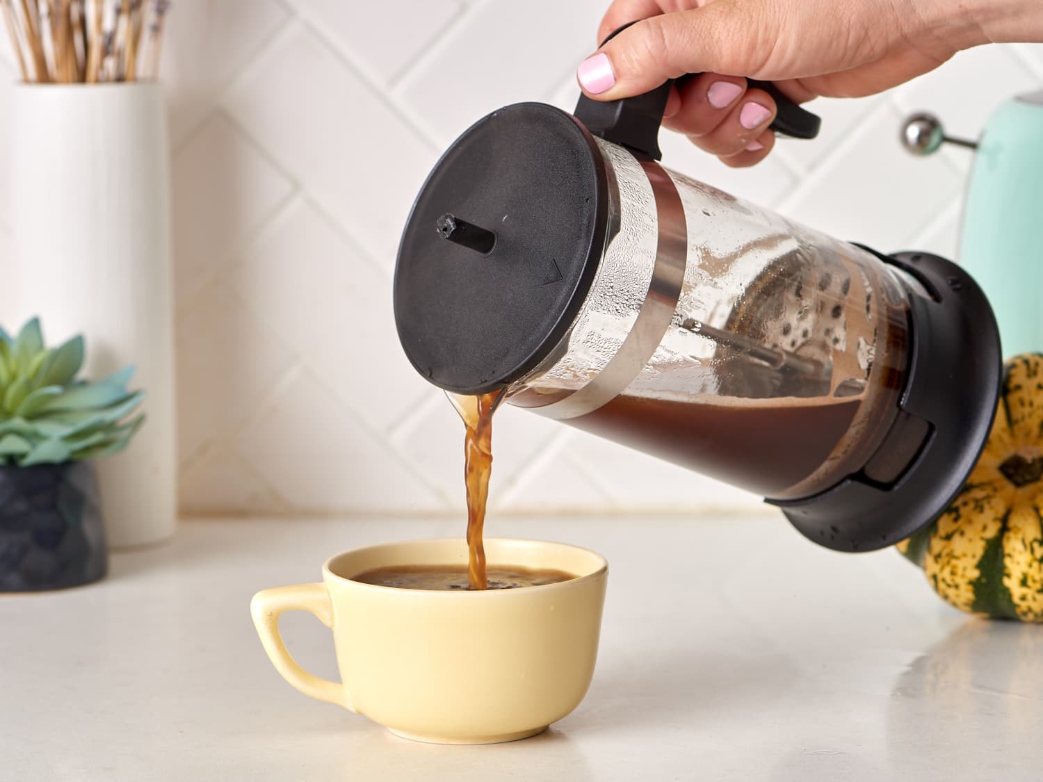 Keep Coffee Hot for Hours with This $10 Gadget