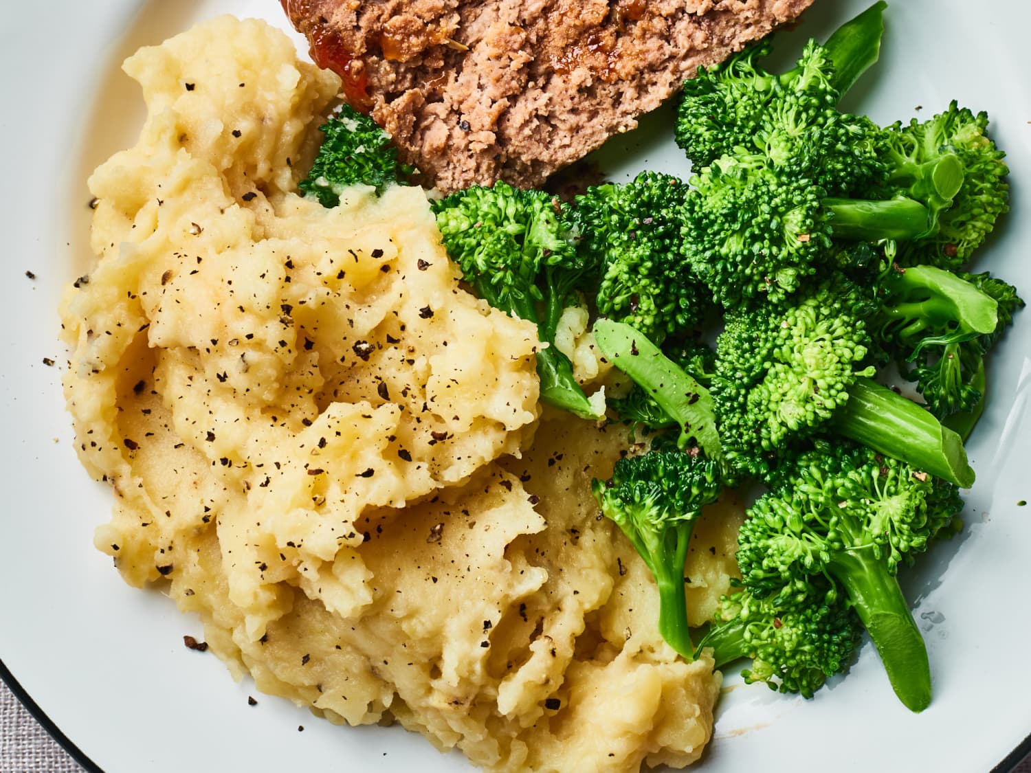 Instant Pot Meatloaf and Mashed Potatoes - The Recipe Rebel