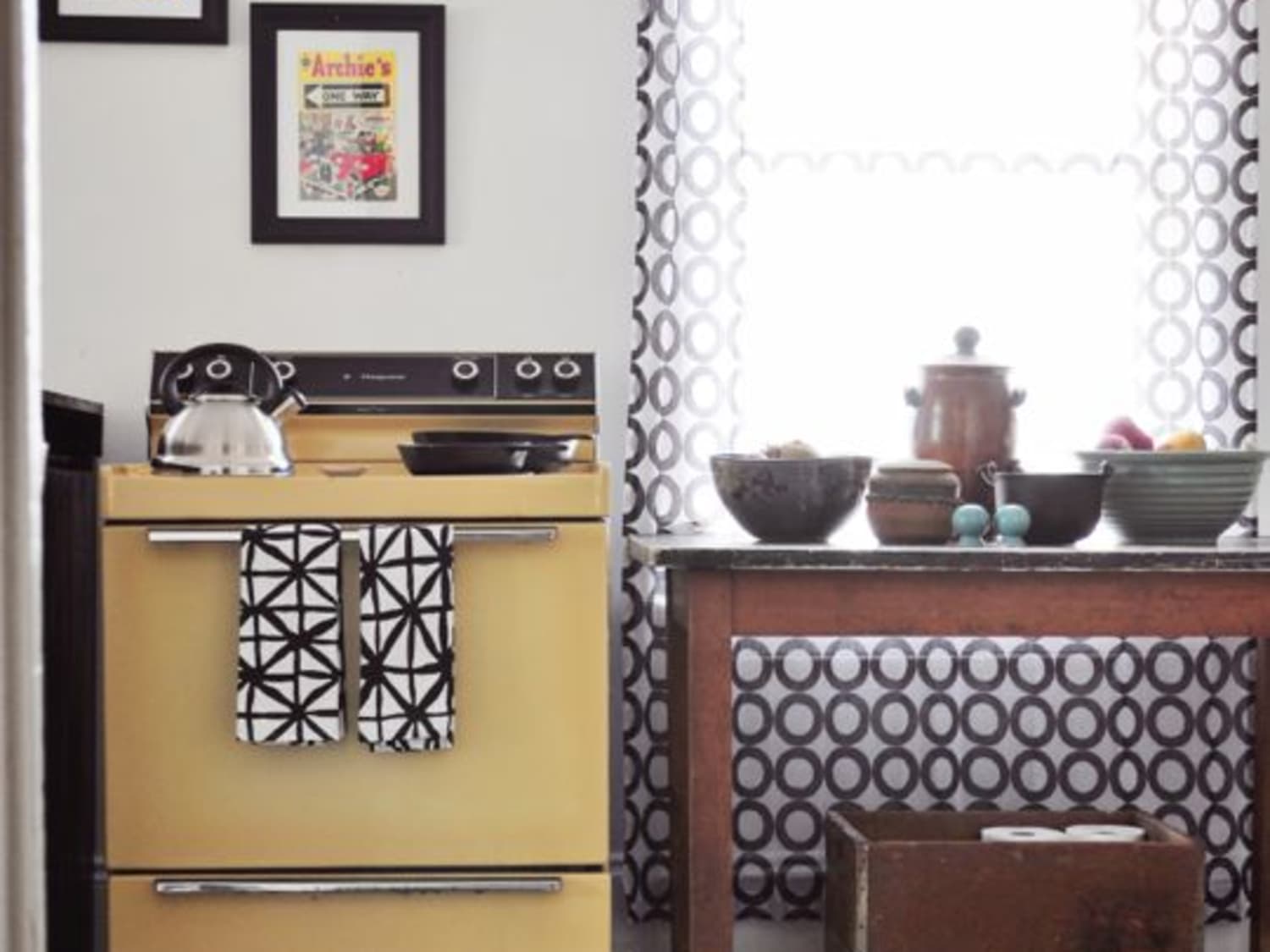 More than 80 Quick Rental Fixes for the Kitchen | Apartment Therapy
