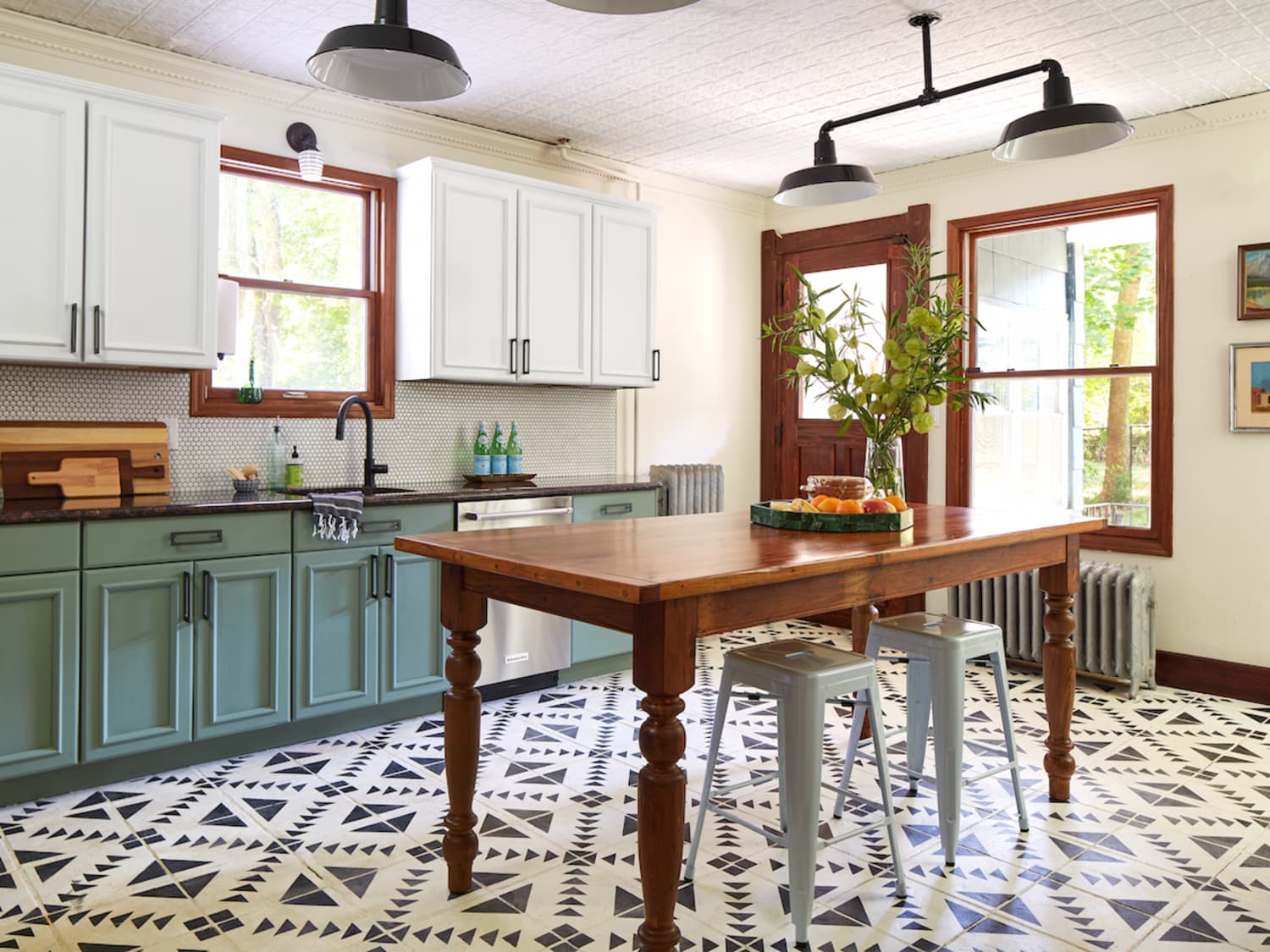 Yes You Can Paint Your Entire Kitchen With Chalk Paint Kitchn