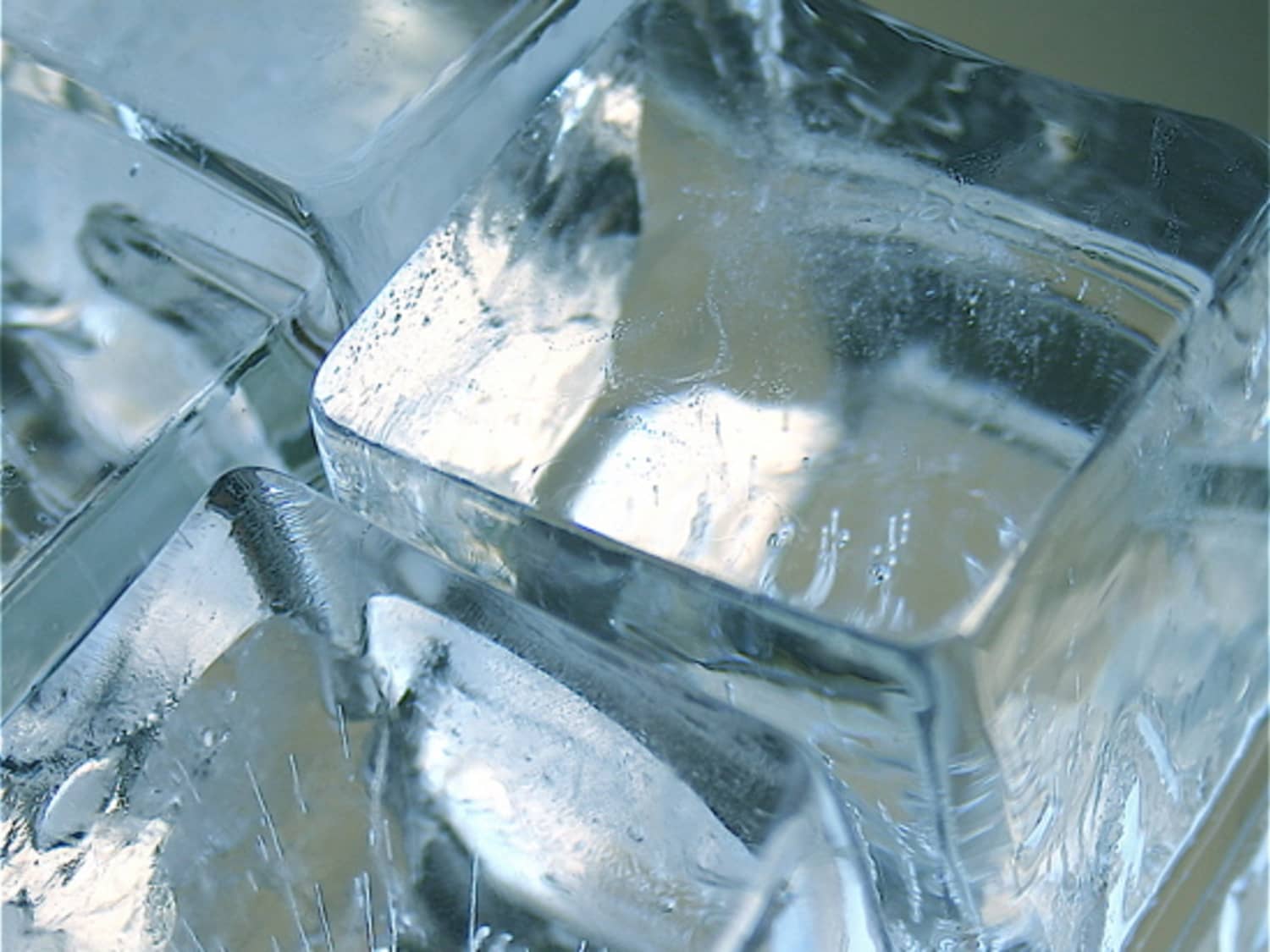 How long does an ice cube last in the freezer? - Quora
