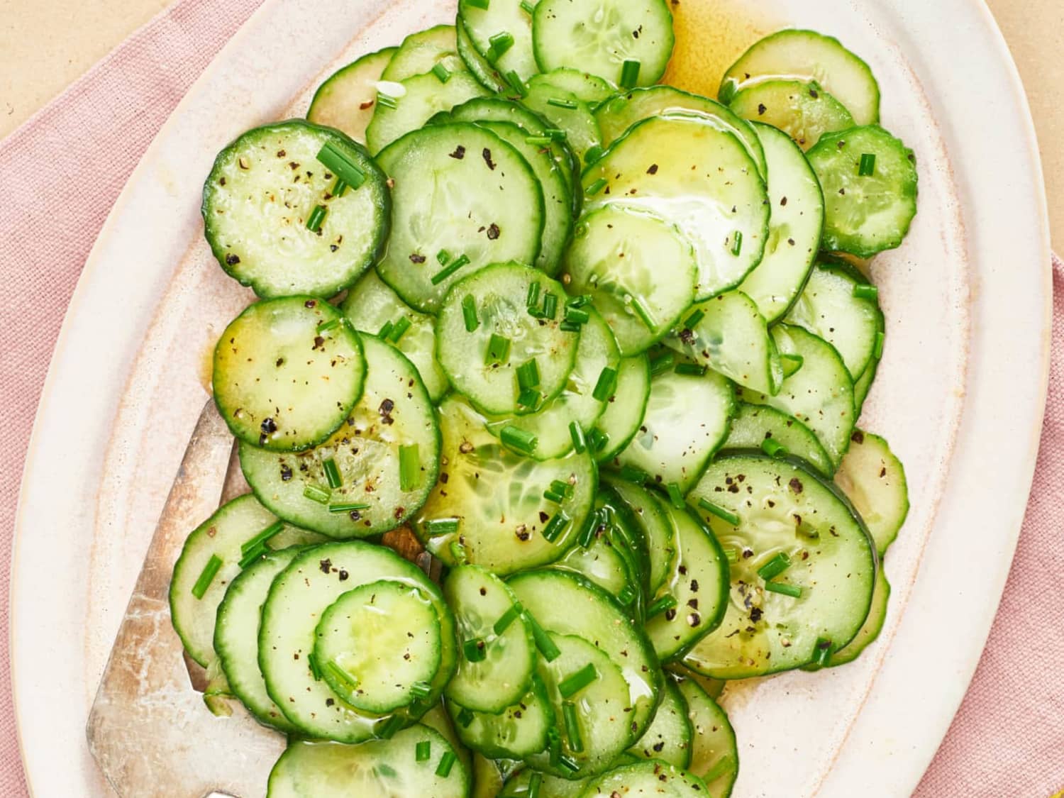 Quick Pickled Cucumber Slices