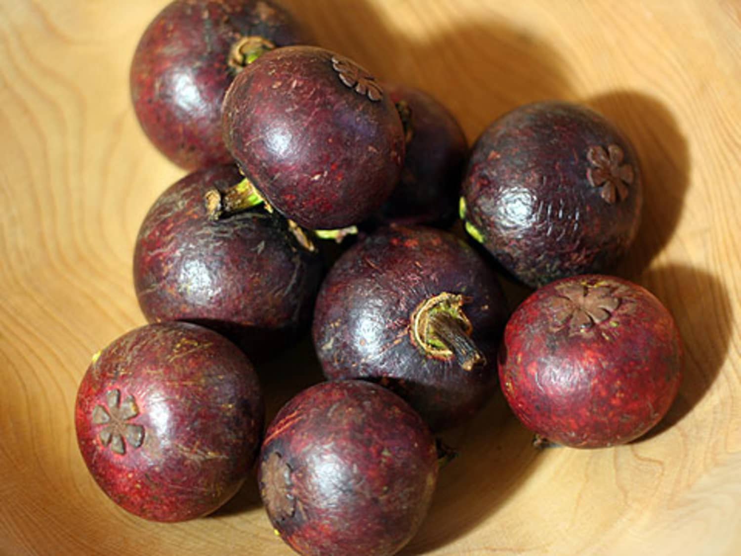 Fresh Mangosteens Now Available In The Us Kitchn