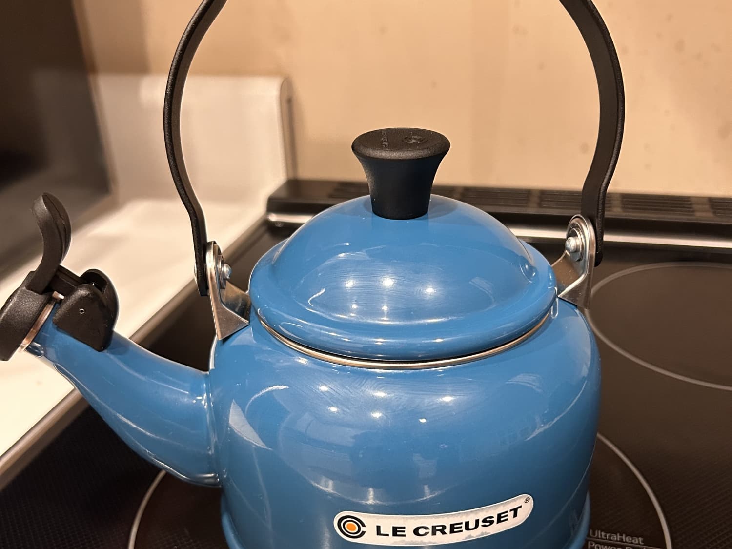 Le creuset tea kettle blue sales