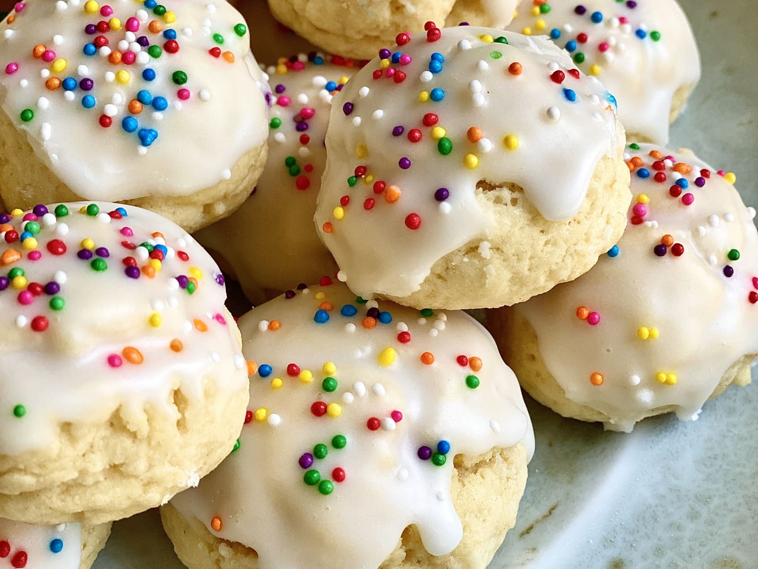 Italian sprinkle store cookies