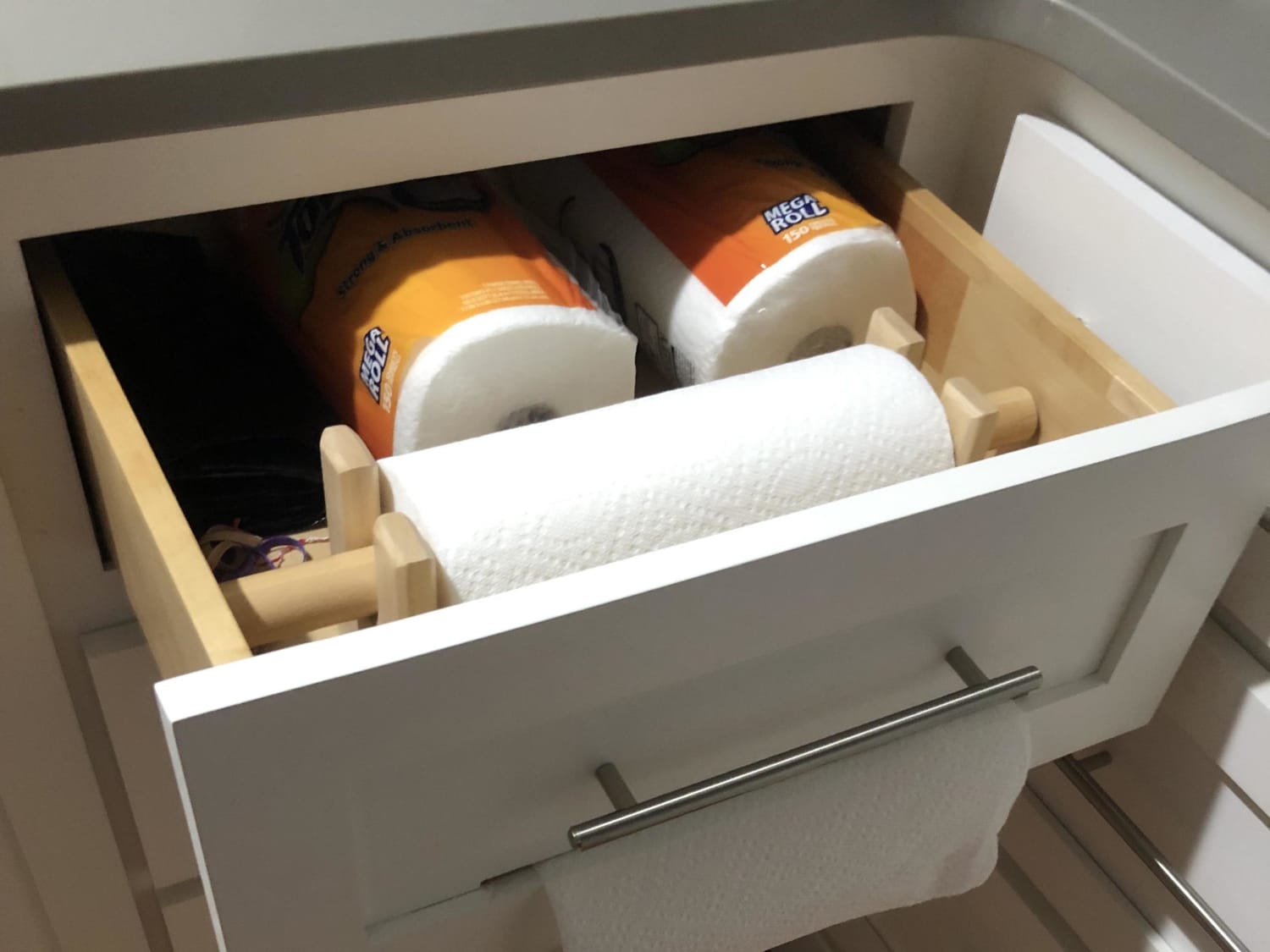 This Controversial Paper Towel Dispenser Is Blowing Up on Reddit