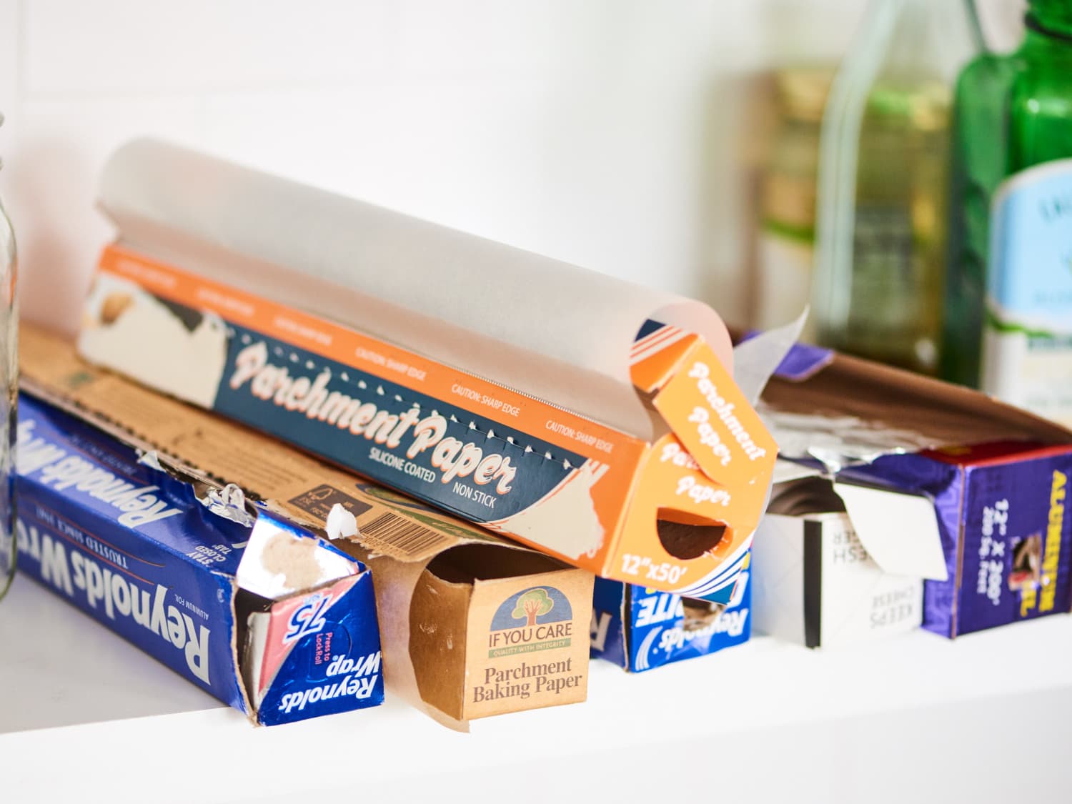 Plastic wrap store foil
