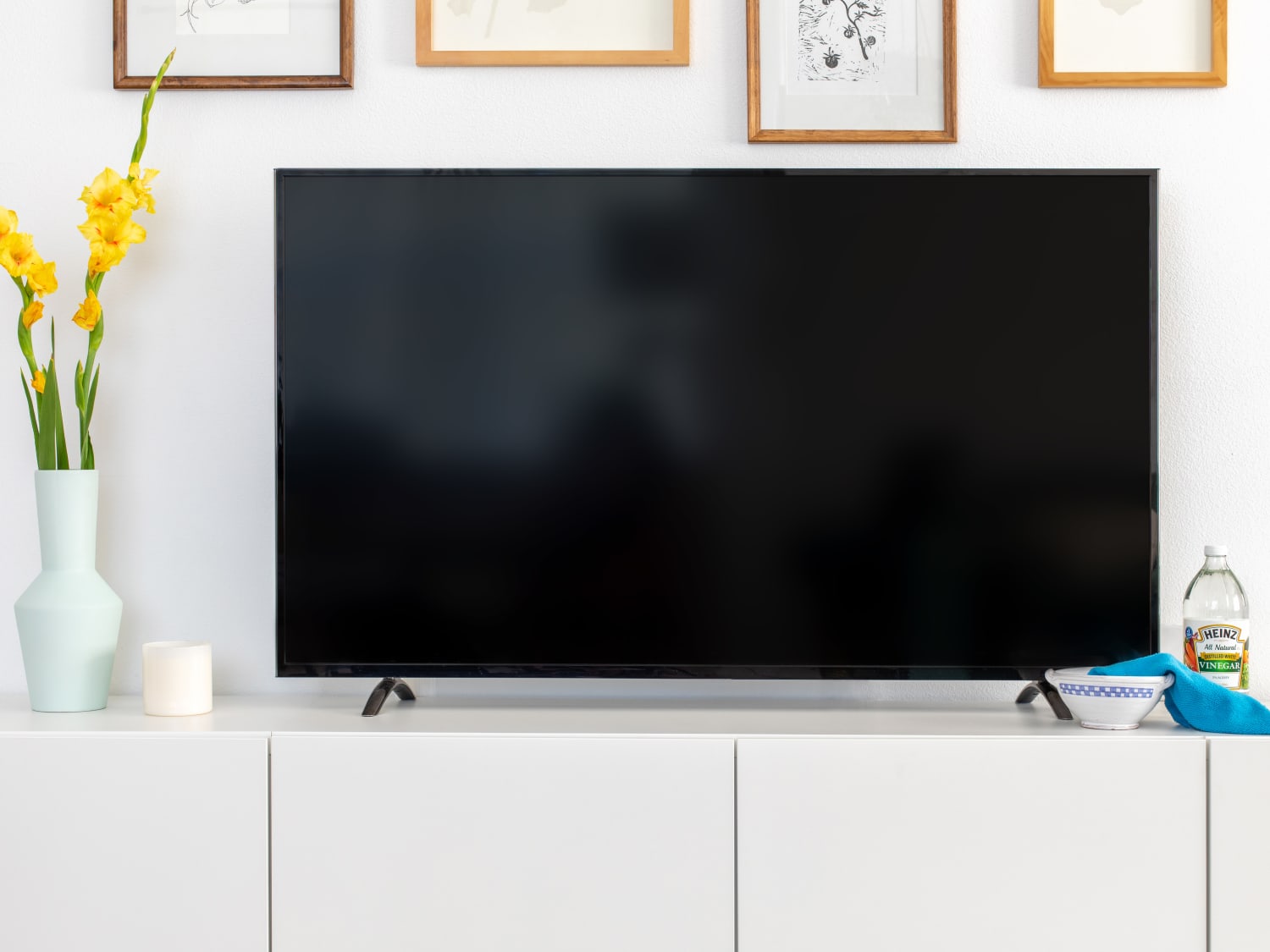 How to clean smart tv sale screen