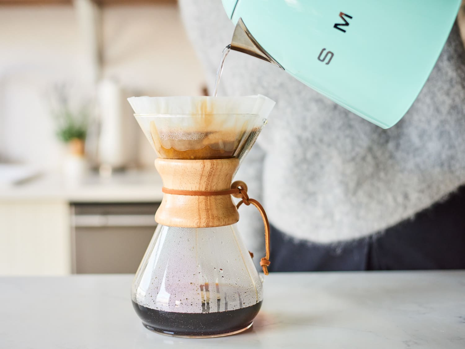 Pour over automatic coffee clearance maker