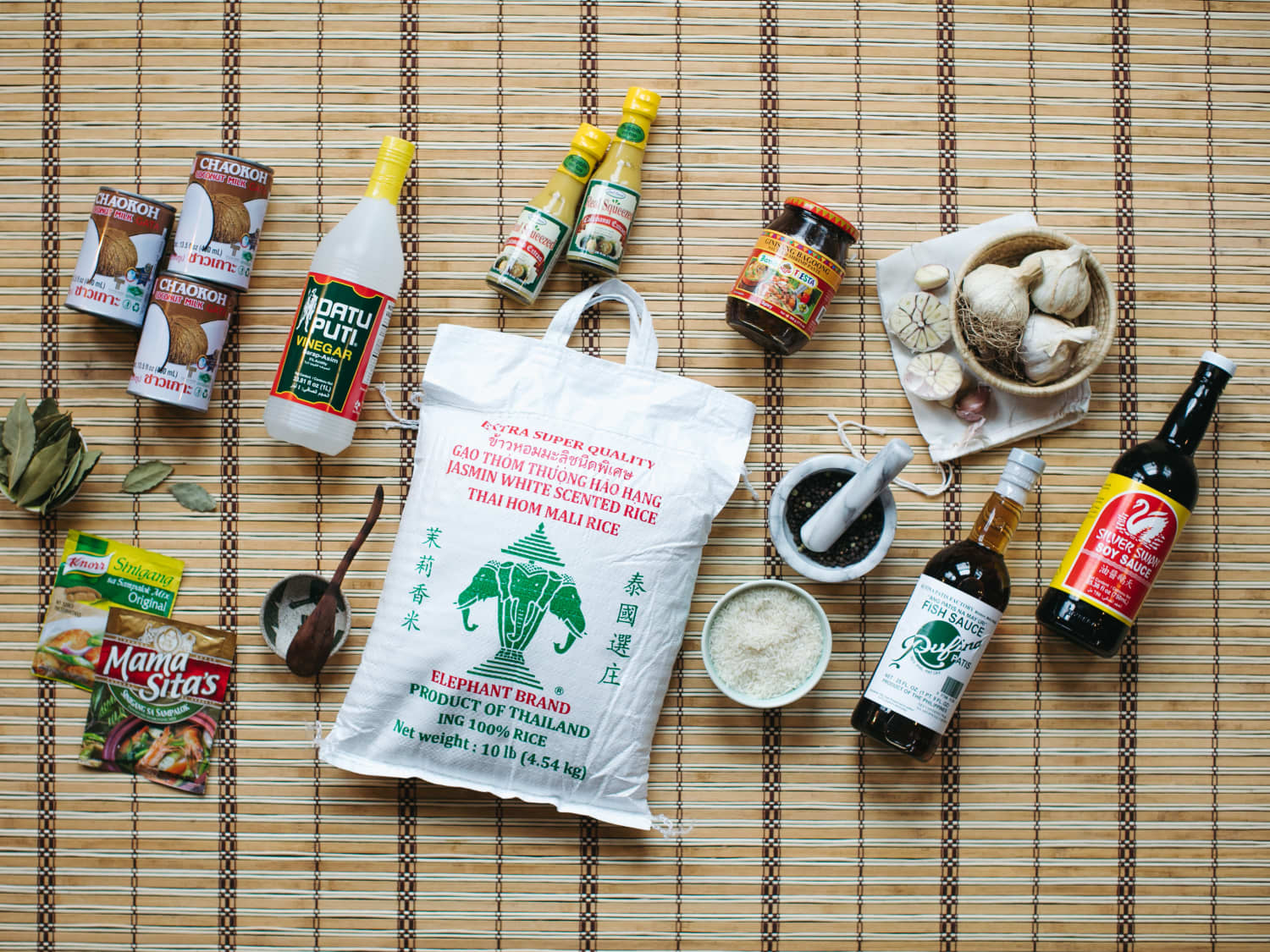 PHILIPPINE 食品　まとめ売り Your Essential Shopping List for Cooking Filipinx Food at Home