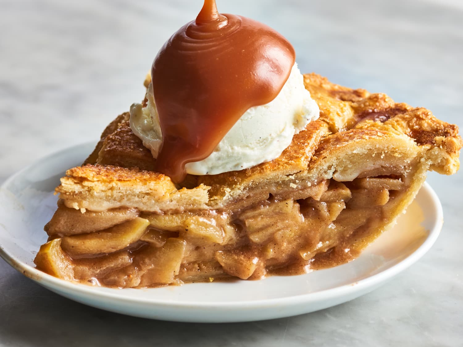 Apple pie sale with ice cream