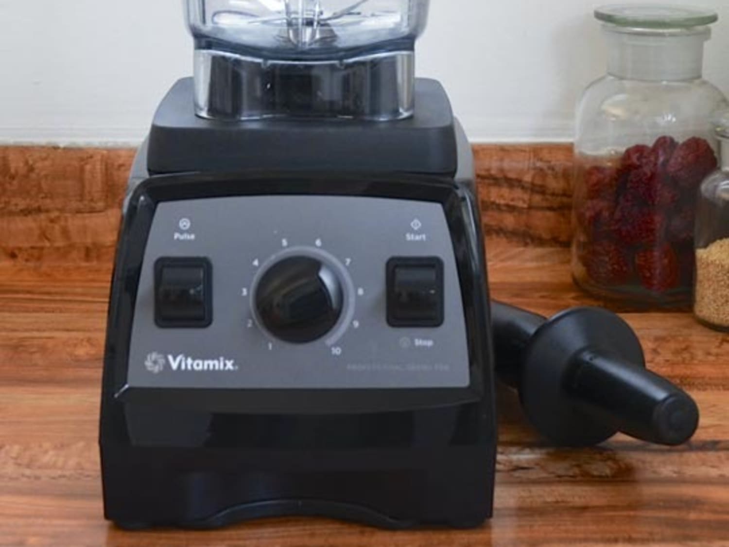 The Kitchn Reviews the Vitamix Professional Series 300 The Kitchn Reviews the Vitamix Professional Series 300