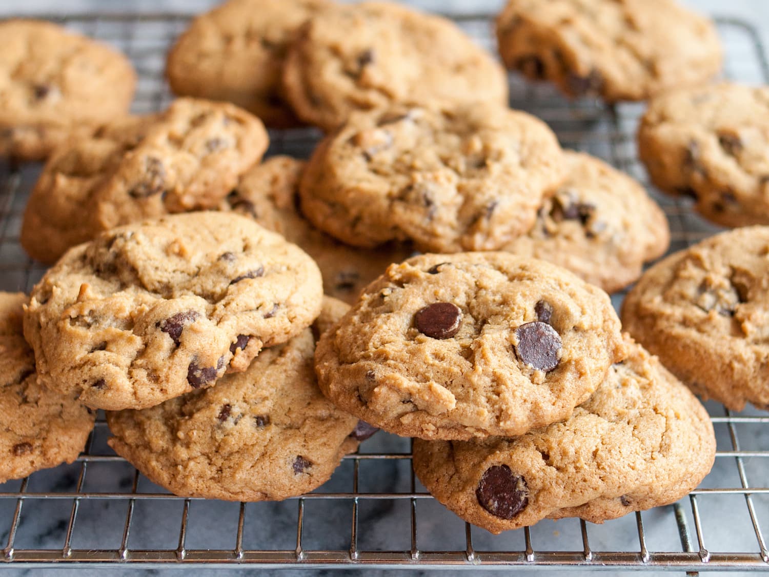 How to make chocolate hot sale chip cookies from scratch