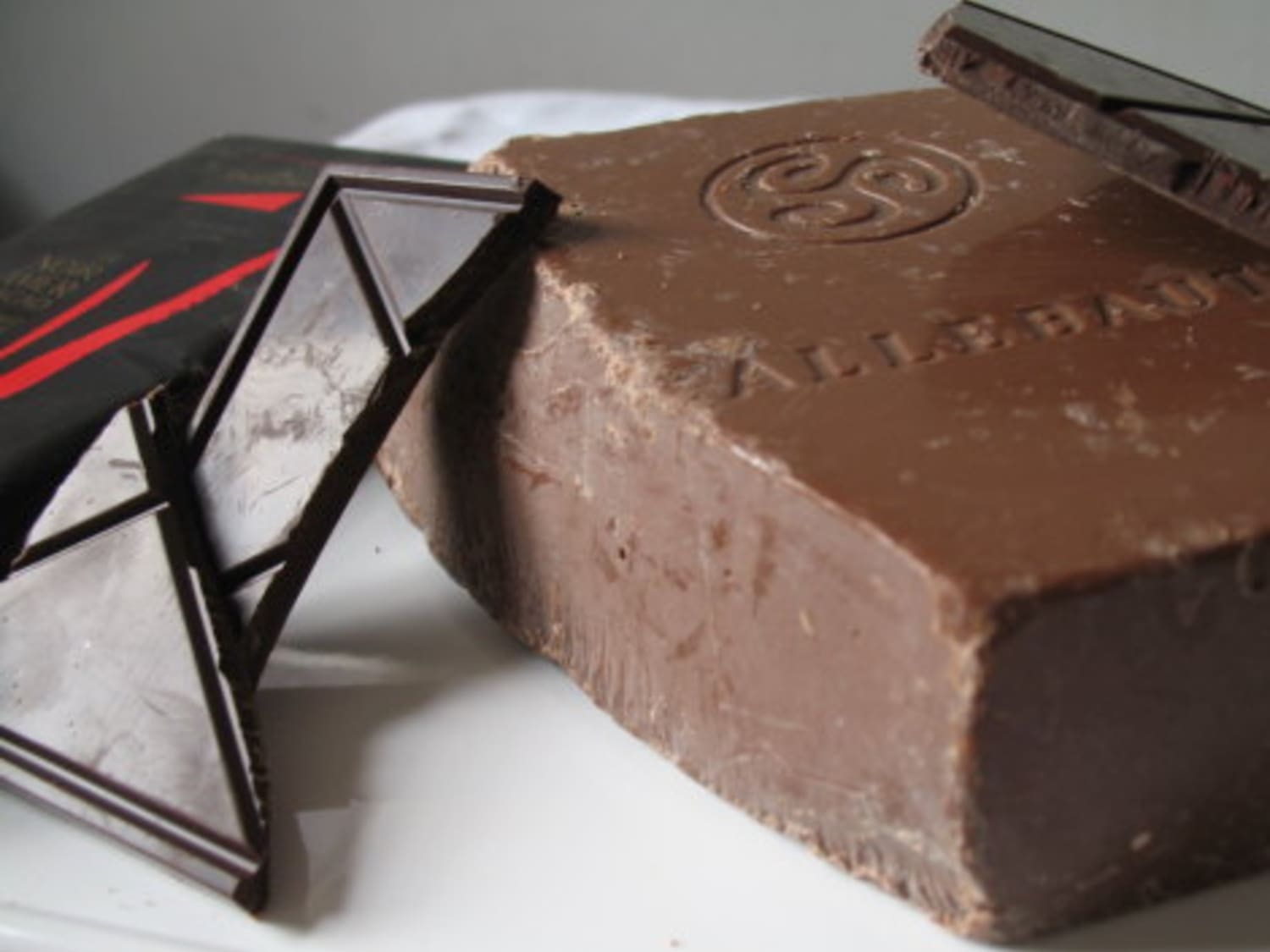 Cooking chocolate store