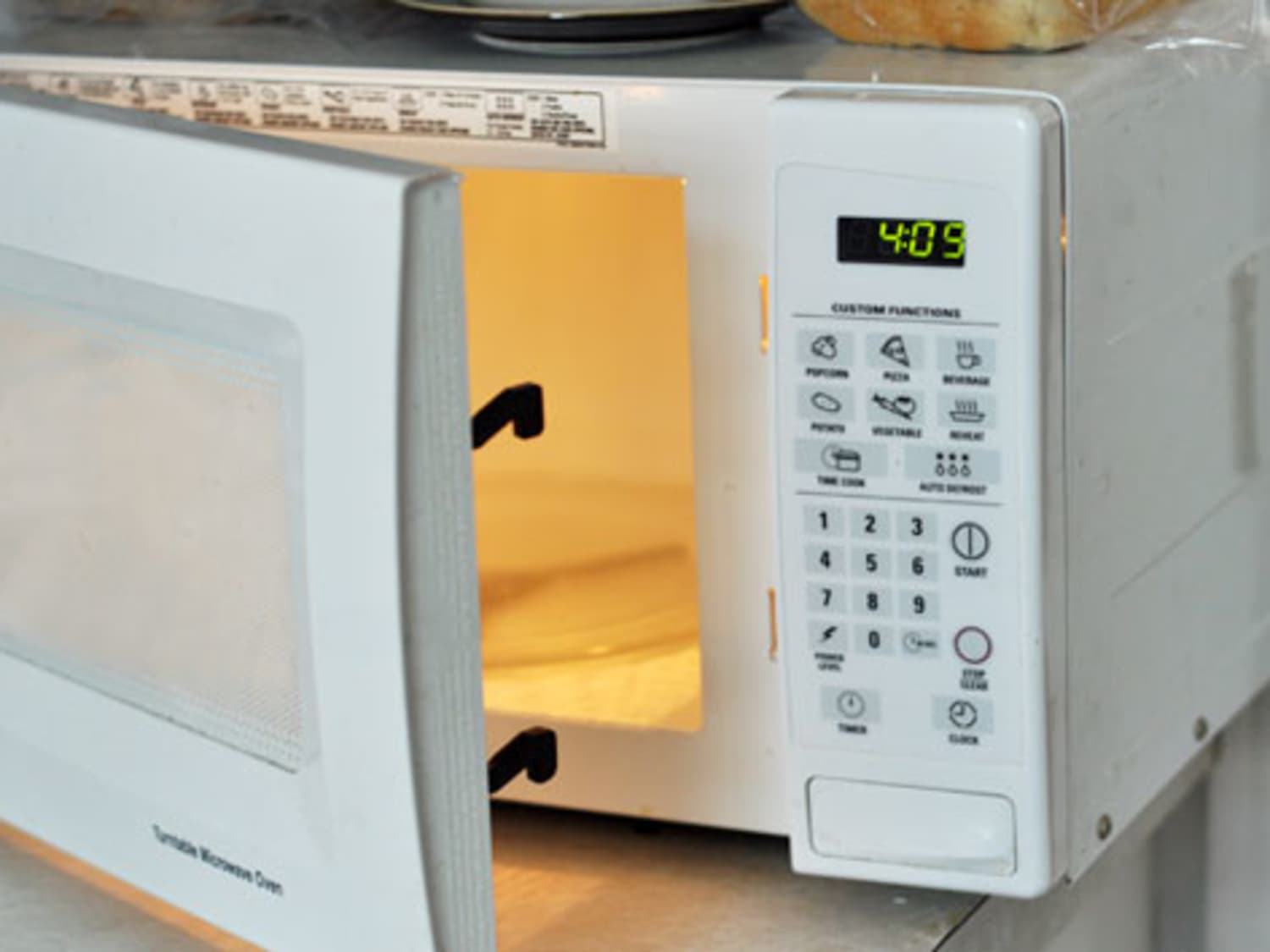 10 Microwave Do's And Don'ts Everyone Should Know HuffPost Latest News