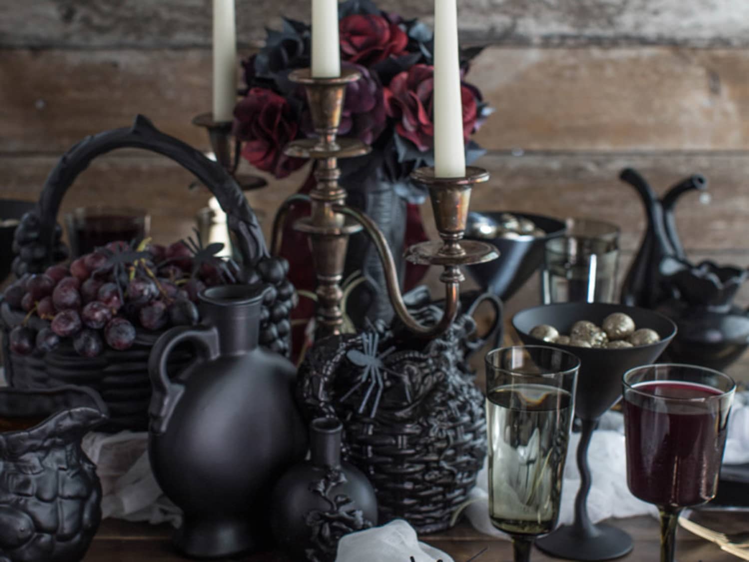 Gothic dinnerware discount