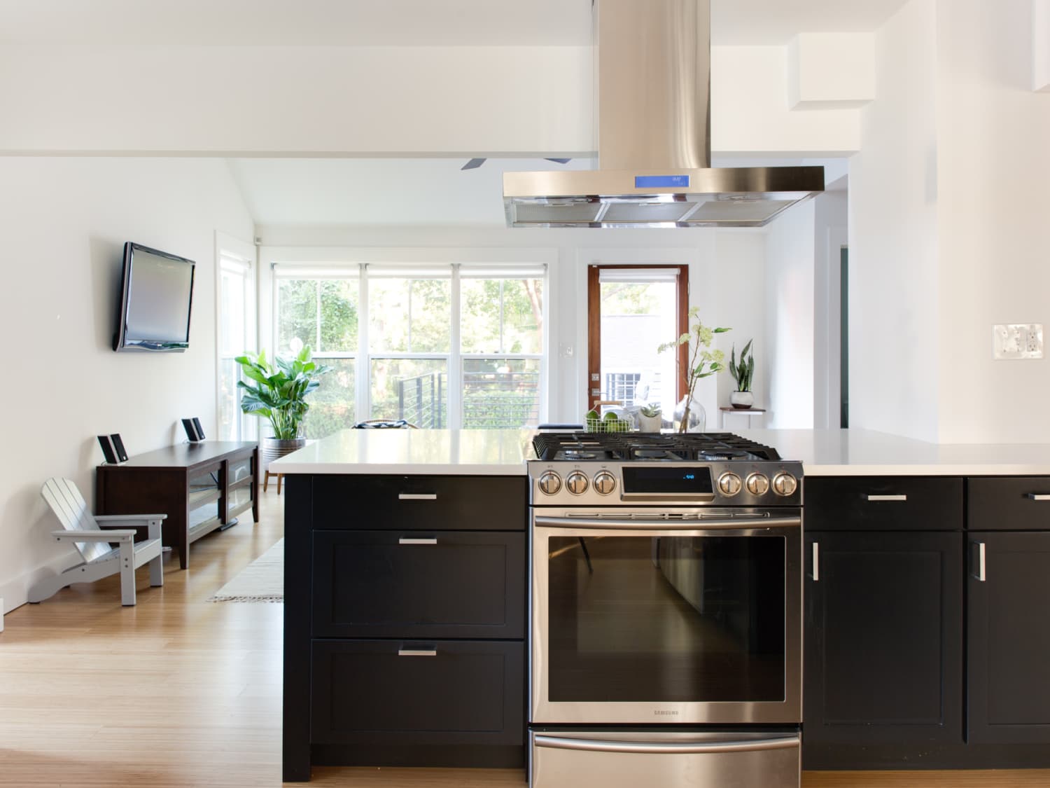 30 vs 36 Range: Which Size is Right for Your Kitchen?