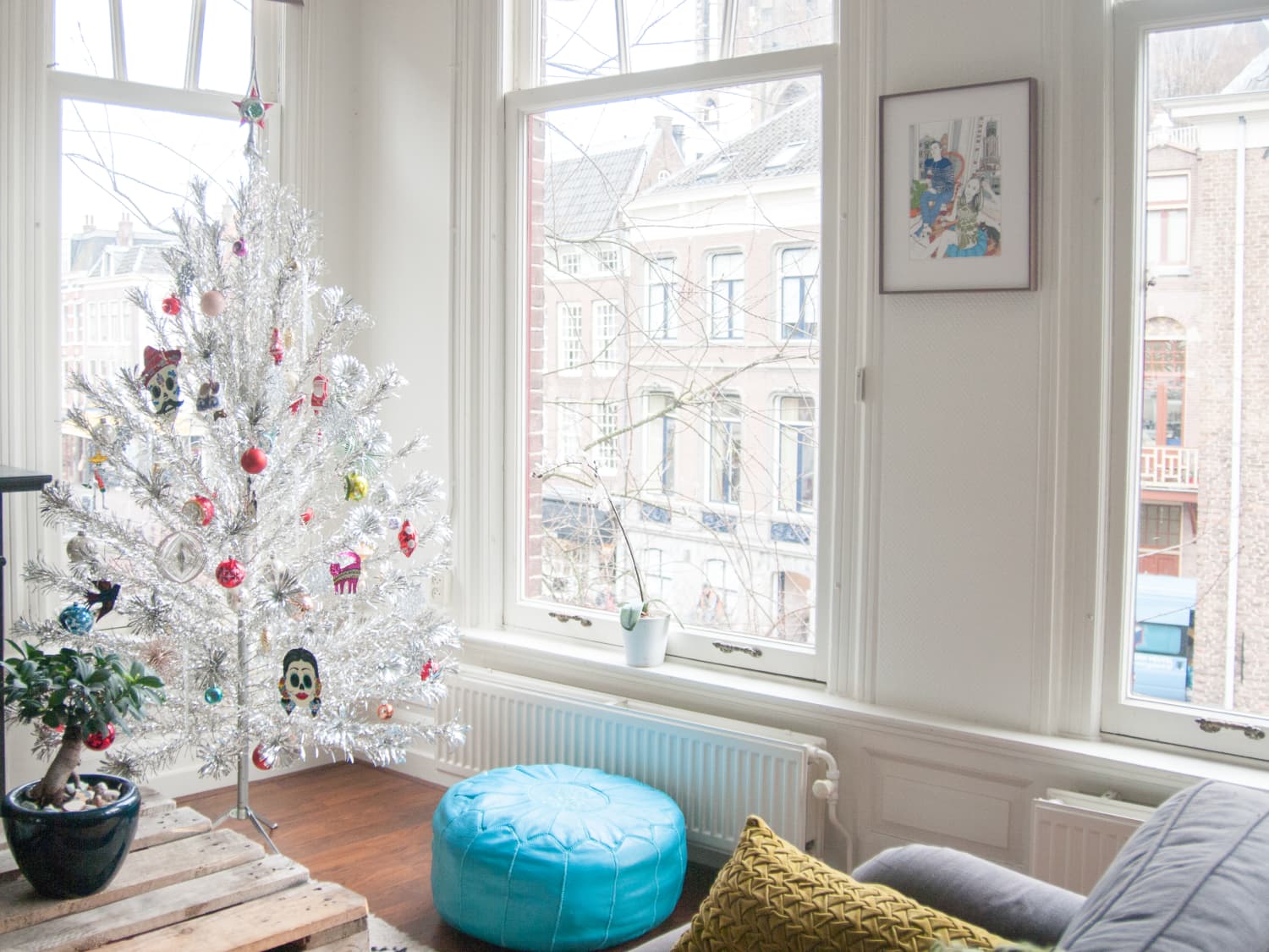 21 White Winter Wonderland Christmas Tree Decor Ideas That Trendy Now   White christmas trees, Elegant christmas trees, Winter wonderland christmas