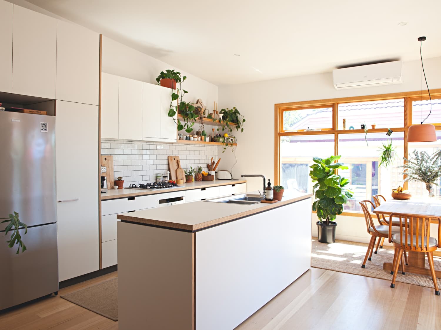 24 Stylish Kitchen Island Storage Ideas