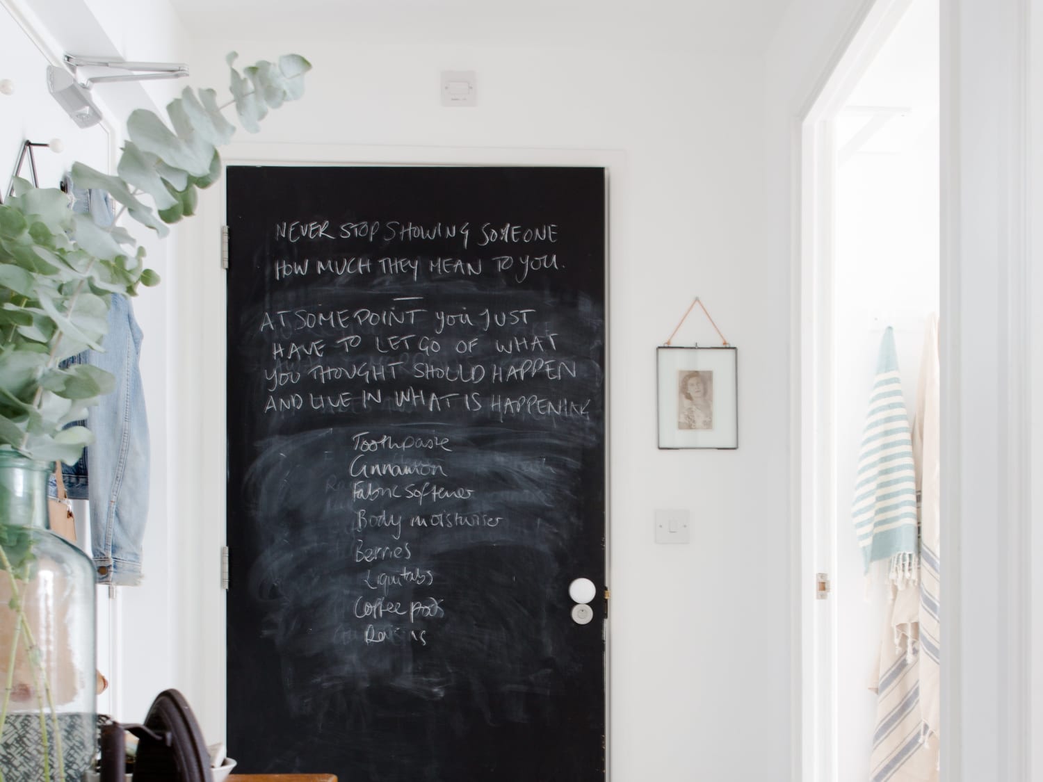 How To Touch Up Match Paint Like A Pro Apartment Therapy