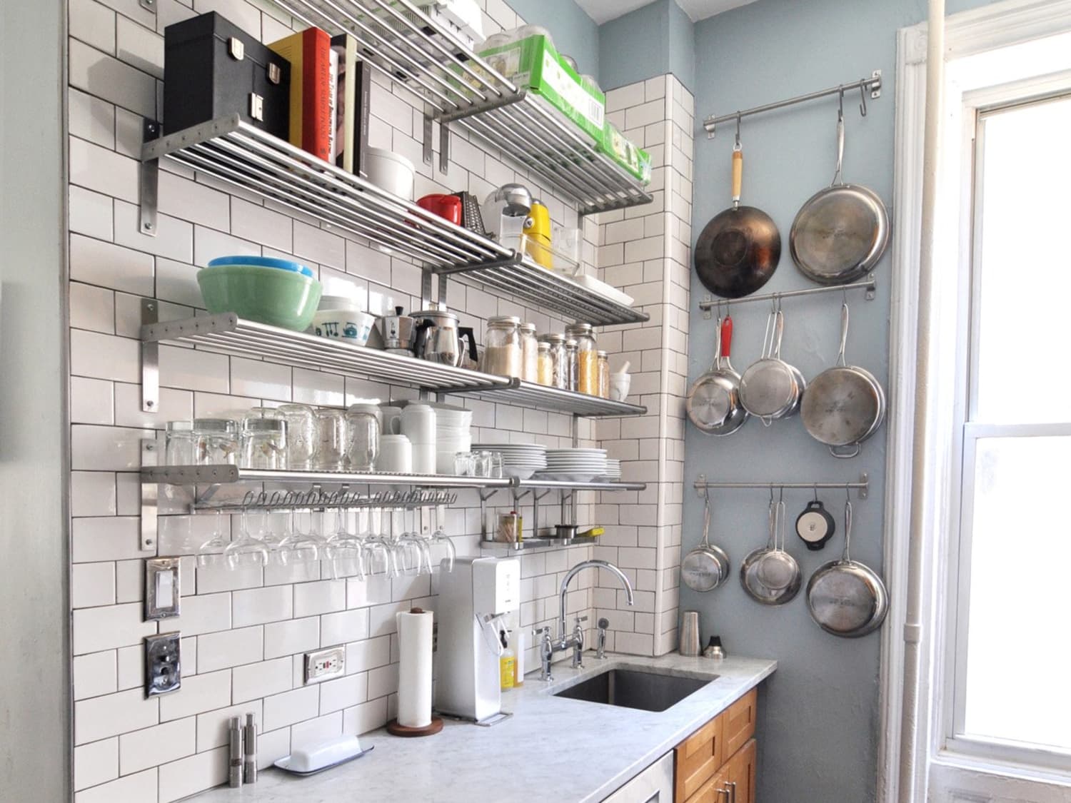 Keep counters clean and calm