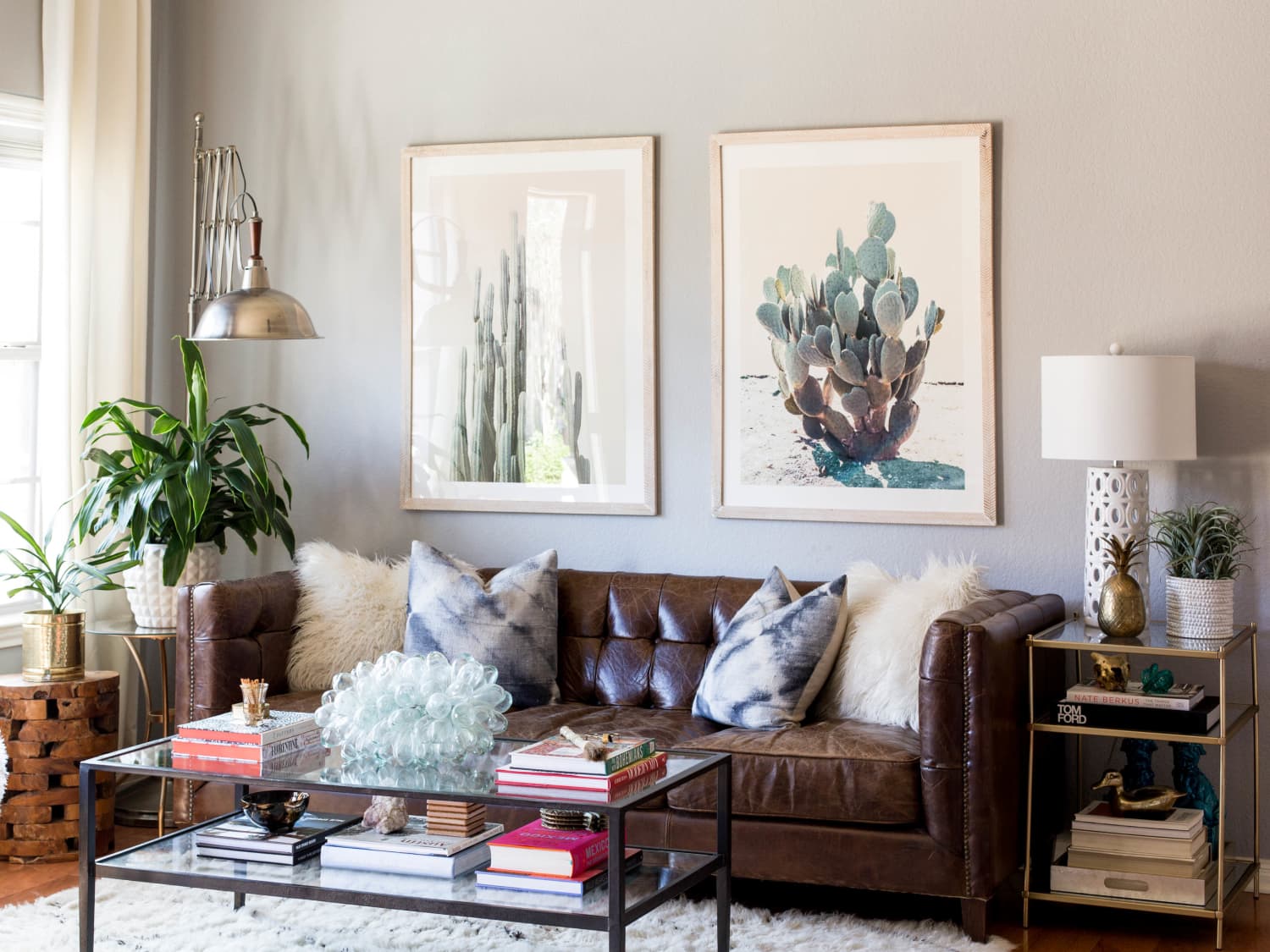 Art Hanging Mistakes To Avoid Illustrated By Gifs Apartment Therapy