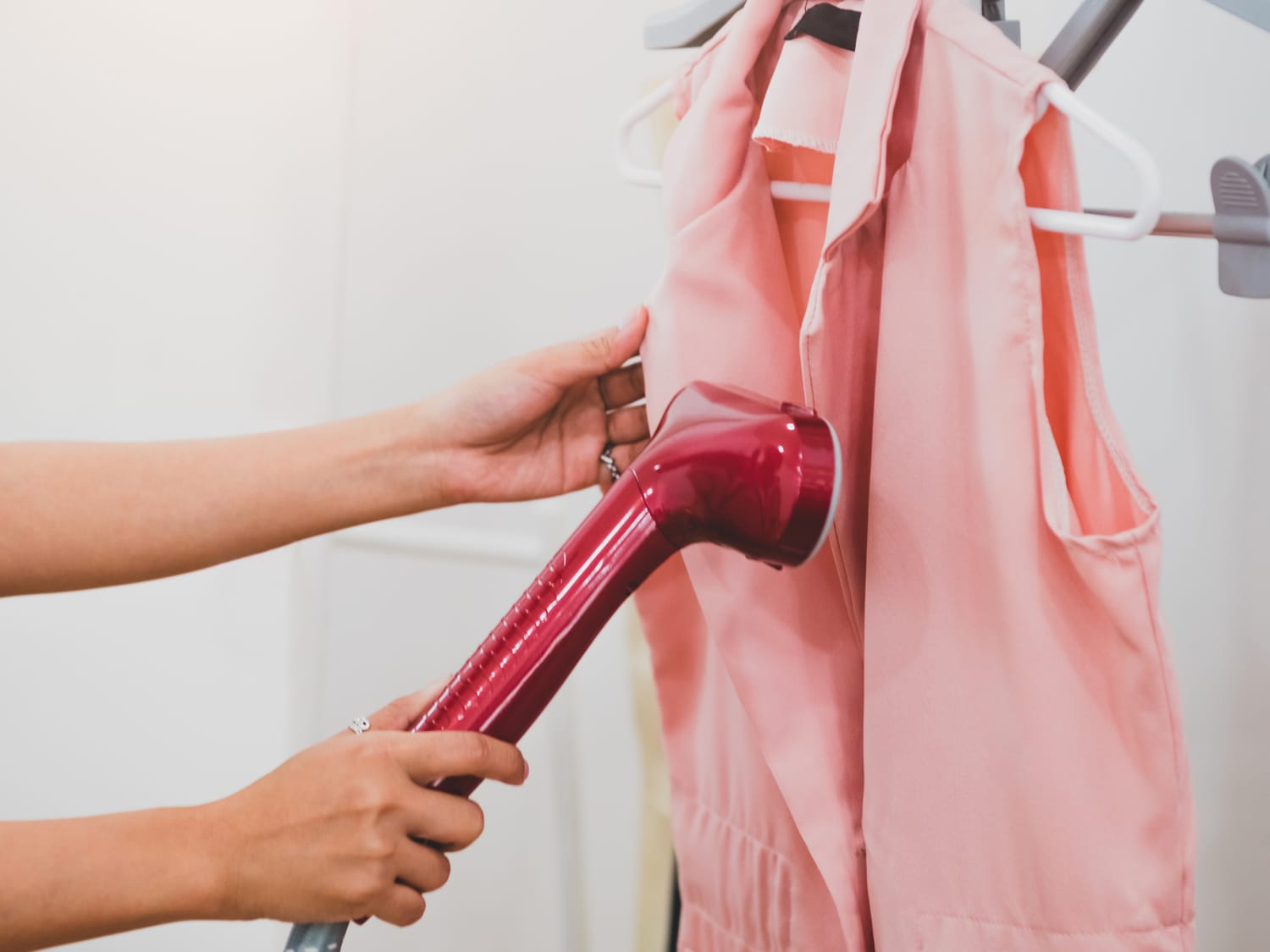 steamer for silk dress Vacuum Clothes, 3500Pa Suction Handheld Clothes Steamer,Equipped with multiple modes，Portable Travel Steamers for Clothes, Steaming & Ironing 2 in 1，400ml Water Tank (for 110-120V) : Everything Else touch insulated hose 6 Best Clothes Steamers of