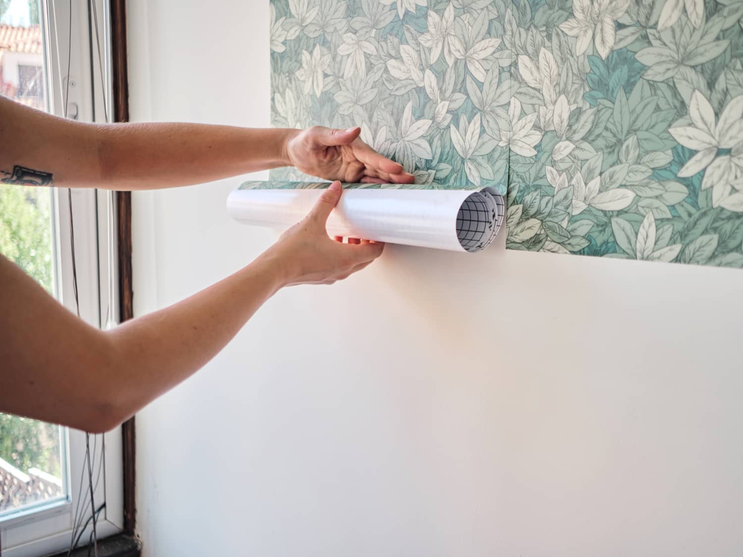 Wall peel clearance and stick