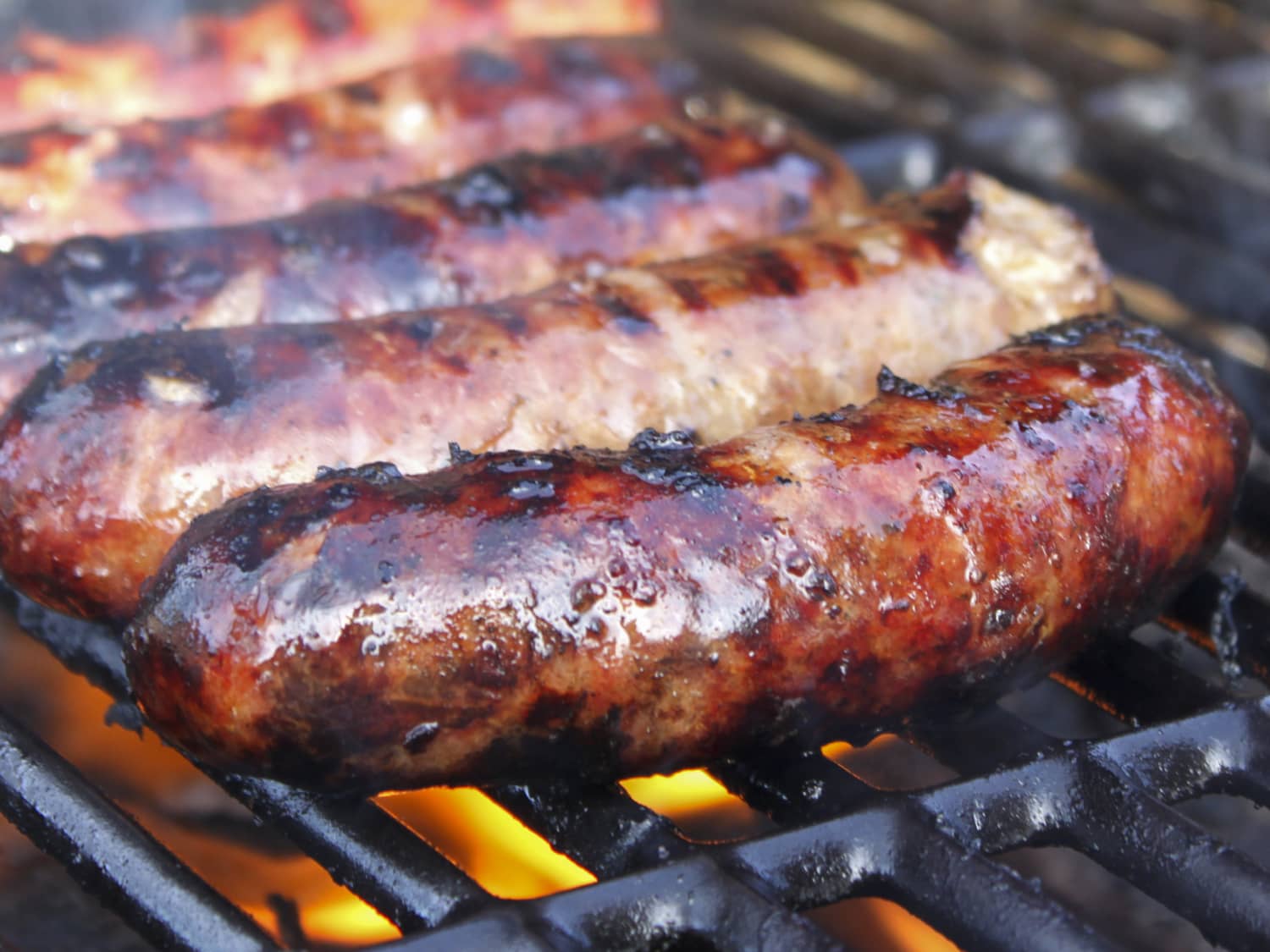 Grilling sausage links shop