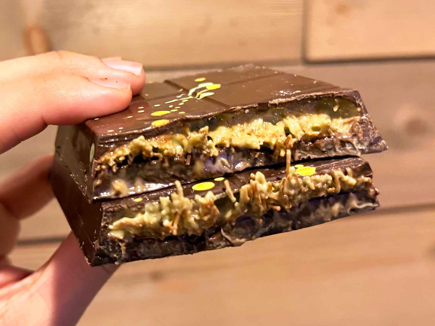 Amazon.com : Dubai Chocolate Bar with Pistachio – 14 oz
