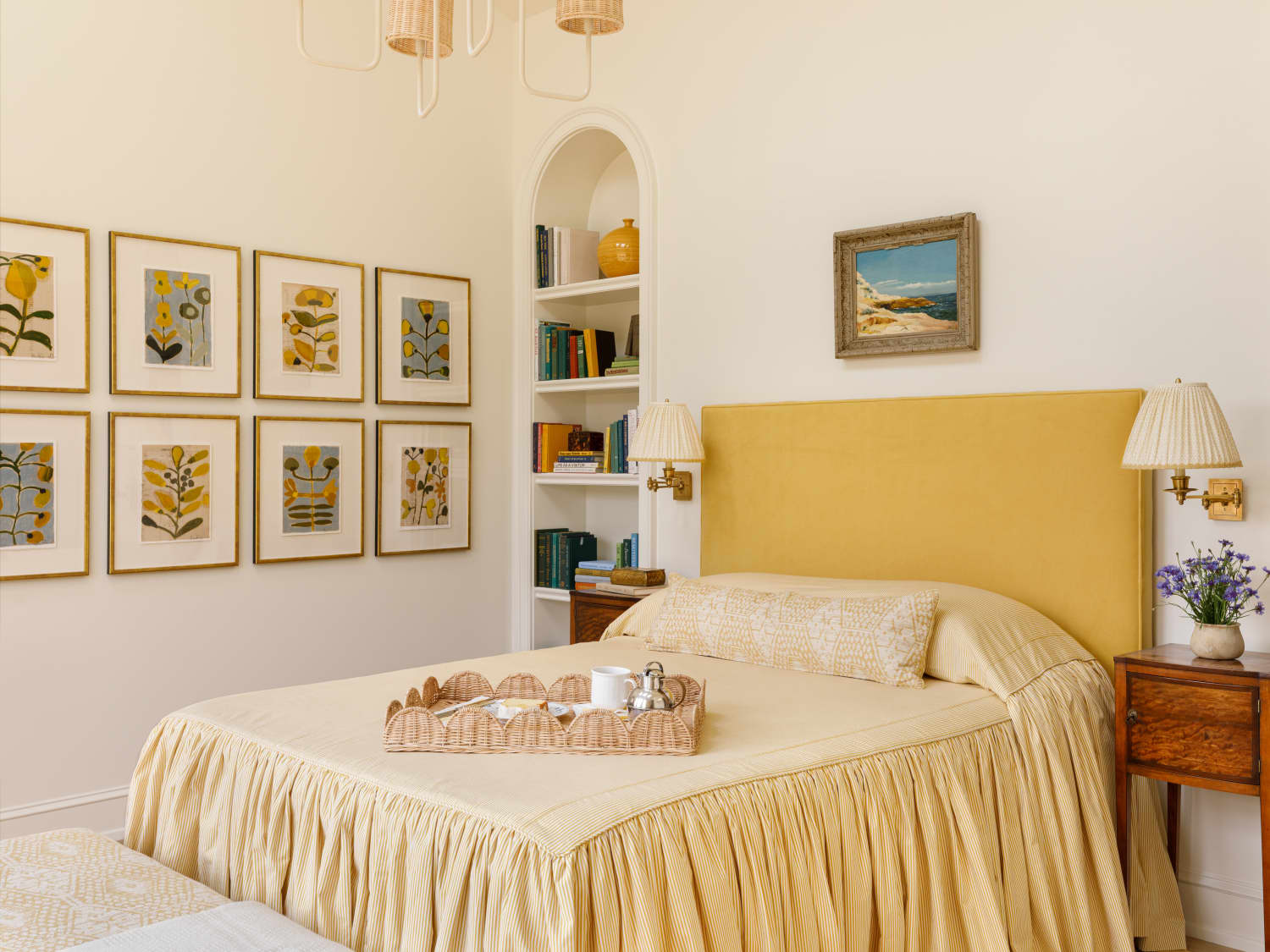 Aesthetic yellow bedroom sale