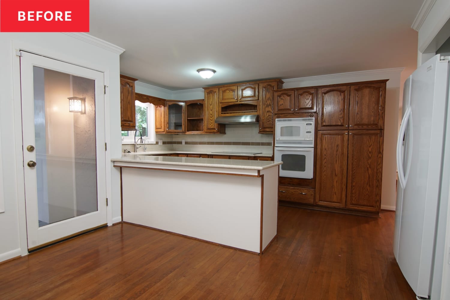 Before and After: A Dated Kitchen and a Dull Living Room Get a Bright-Yet-Inviting New Look