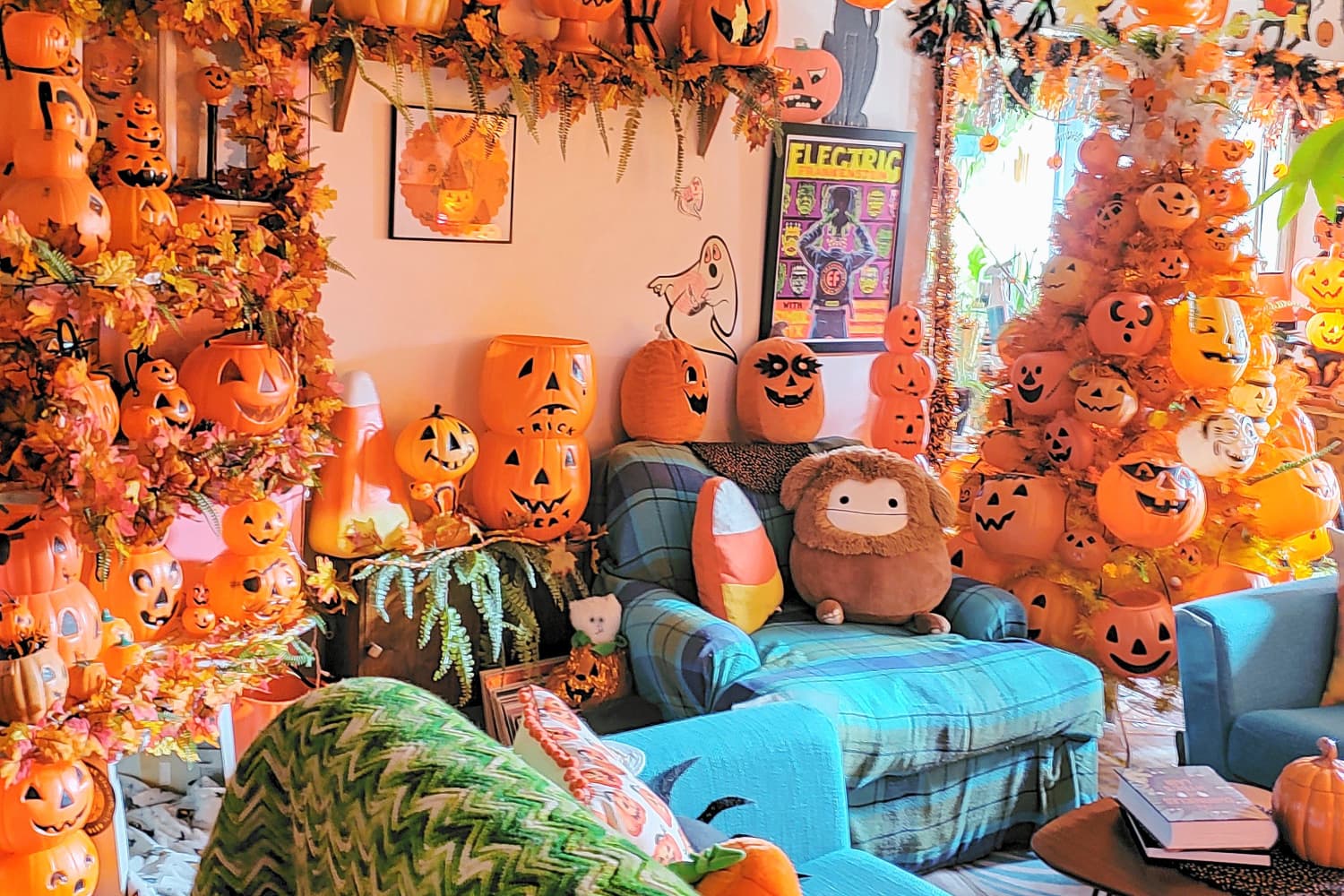 This Minneapolis Apartment Is What Happens When Maximalism Meets Halloween Decor