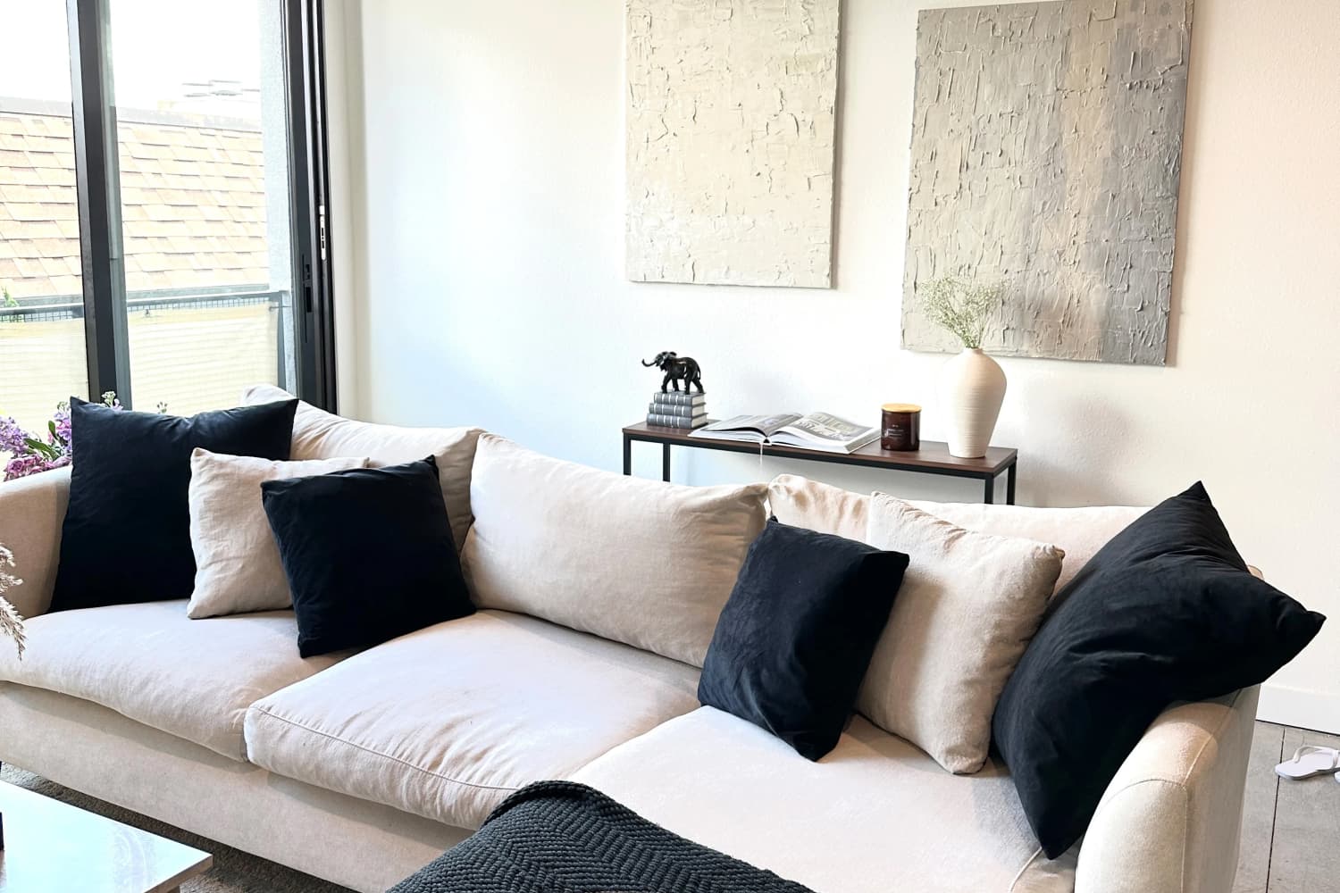 A Fashion Designer's Apartment Is a Modern, Minimal, Neutral, and Elevated Look