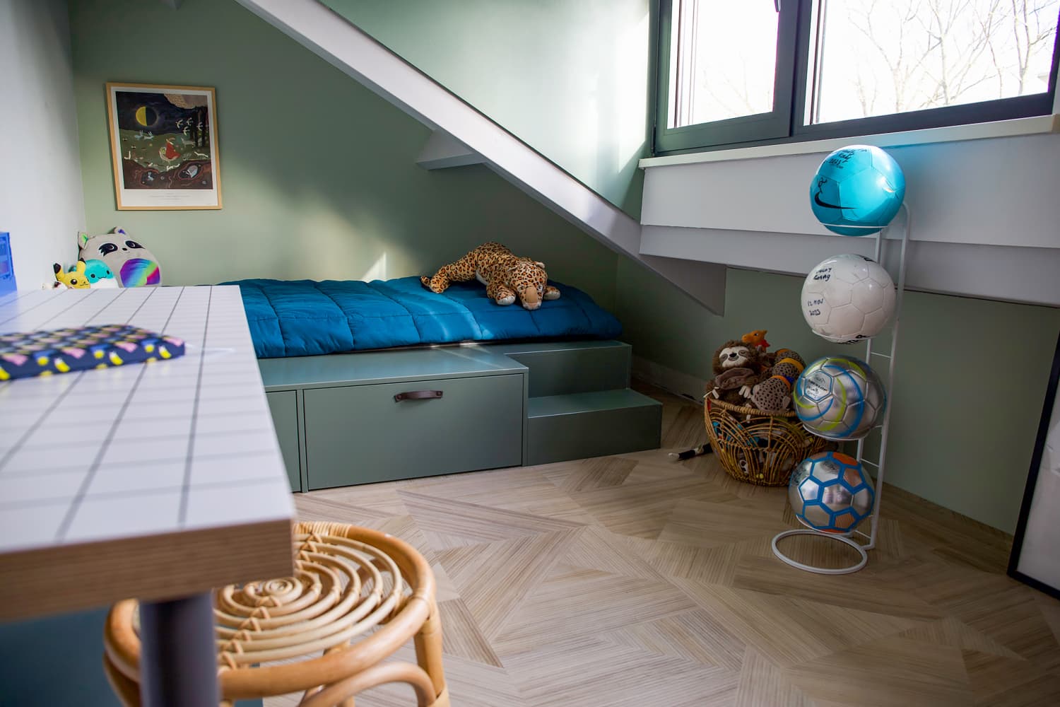 This Kid’s Green and Blue Bedroom Is on A Houseboat — And There’s Storage Galore