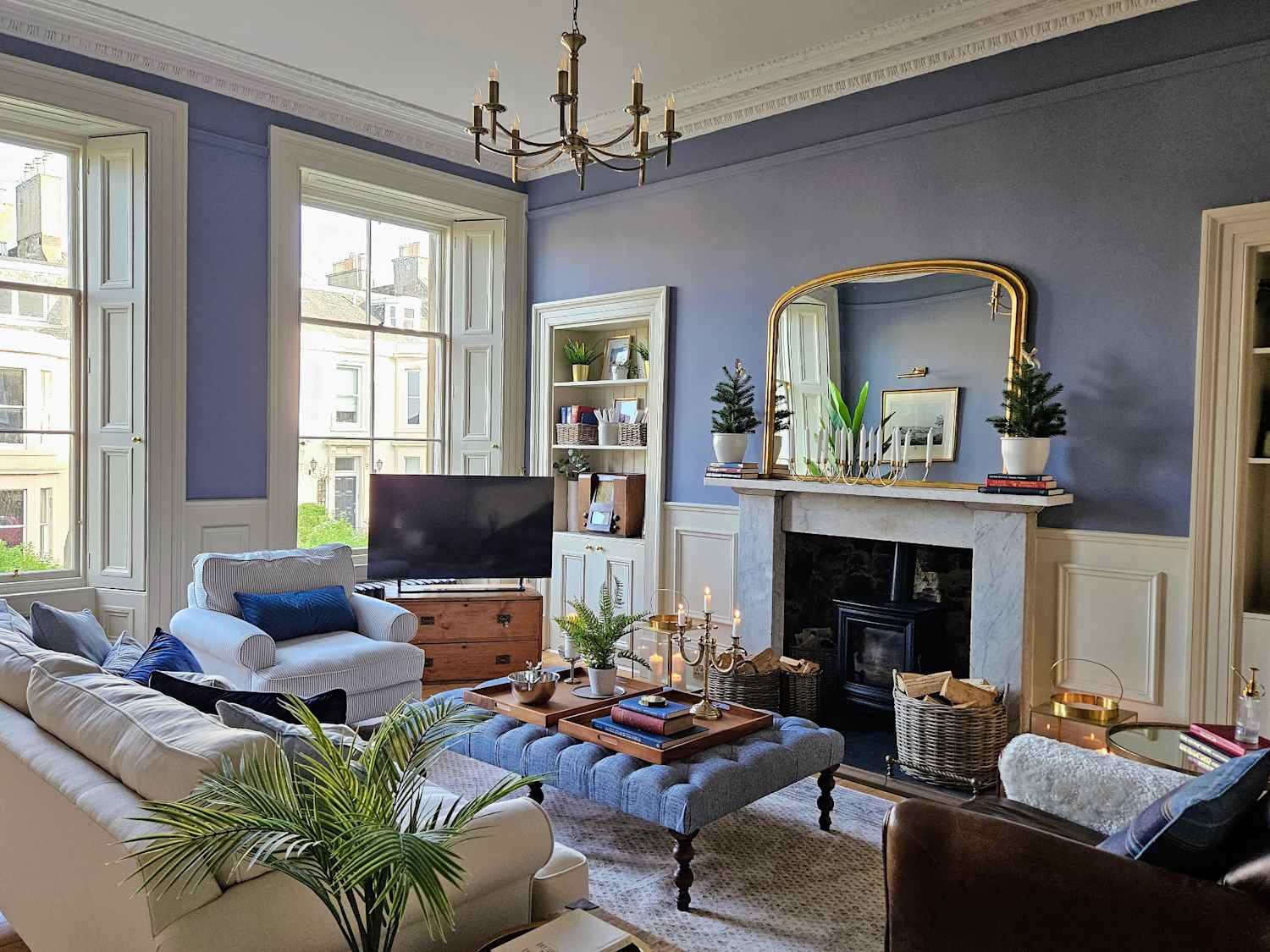 After Years of Neglect, This 1883 Edinburgh Flat Now “Oozes Cozy Country Luxury”