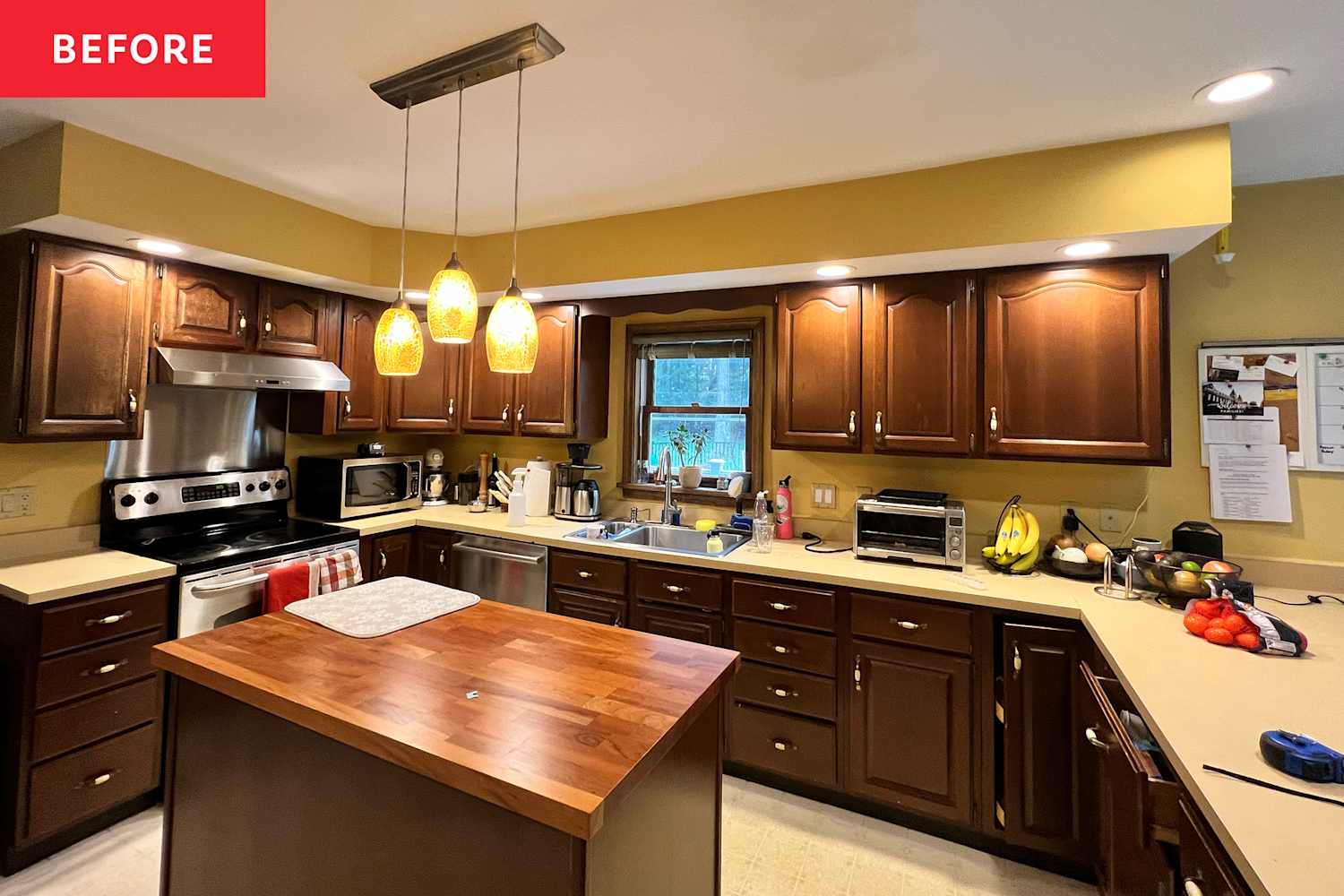 Before & After: Dated ’80s Oak Cabinets Get an Airy Green Makeover (the ...