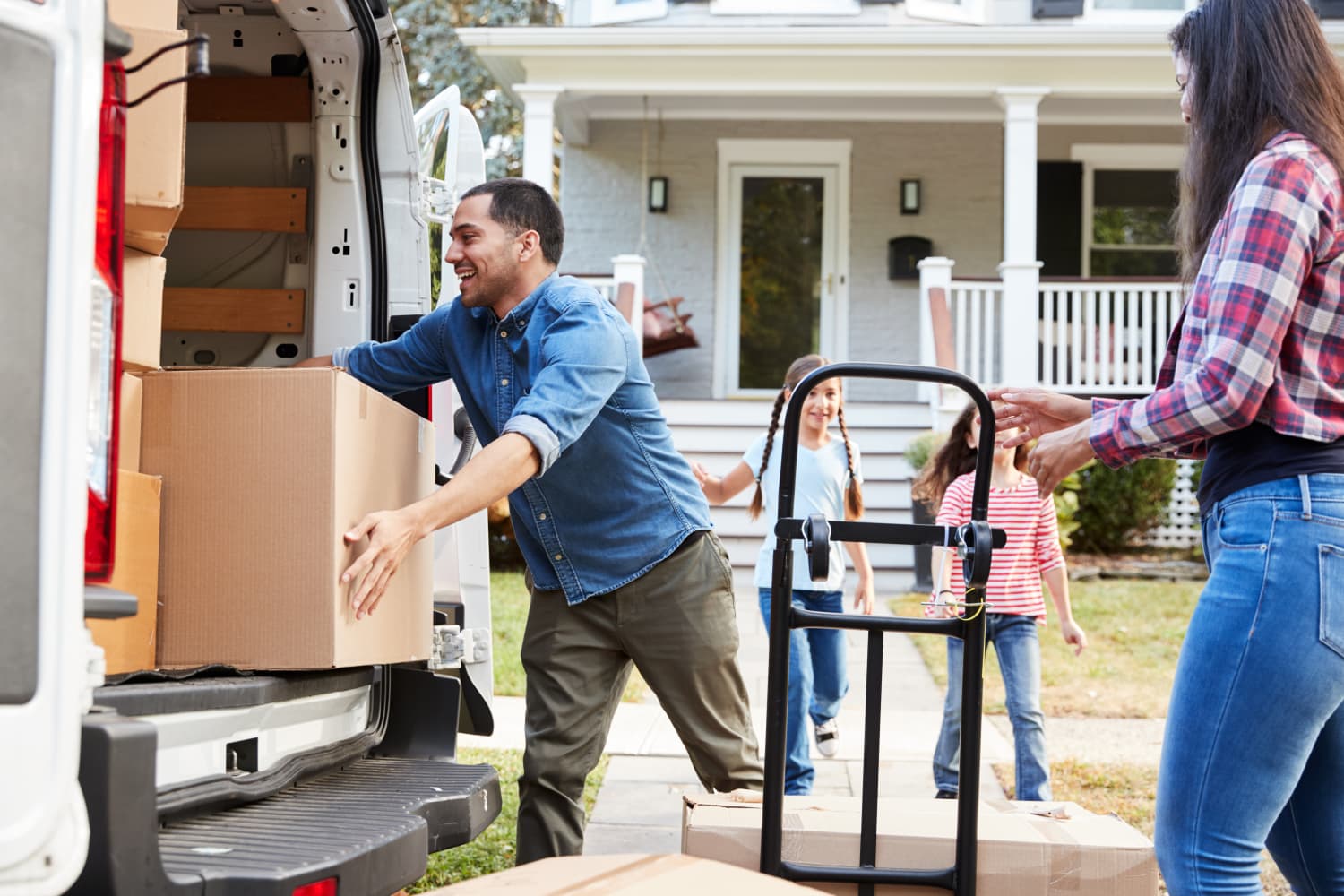 5 Mistakes to Never Make While Moving, According to a Moving Logistics Pro