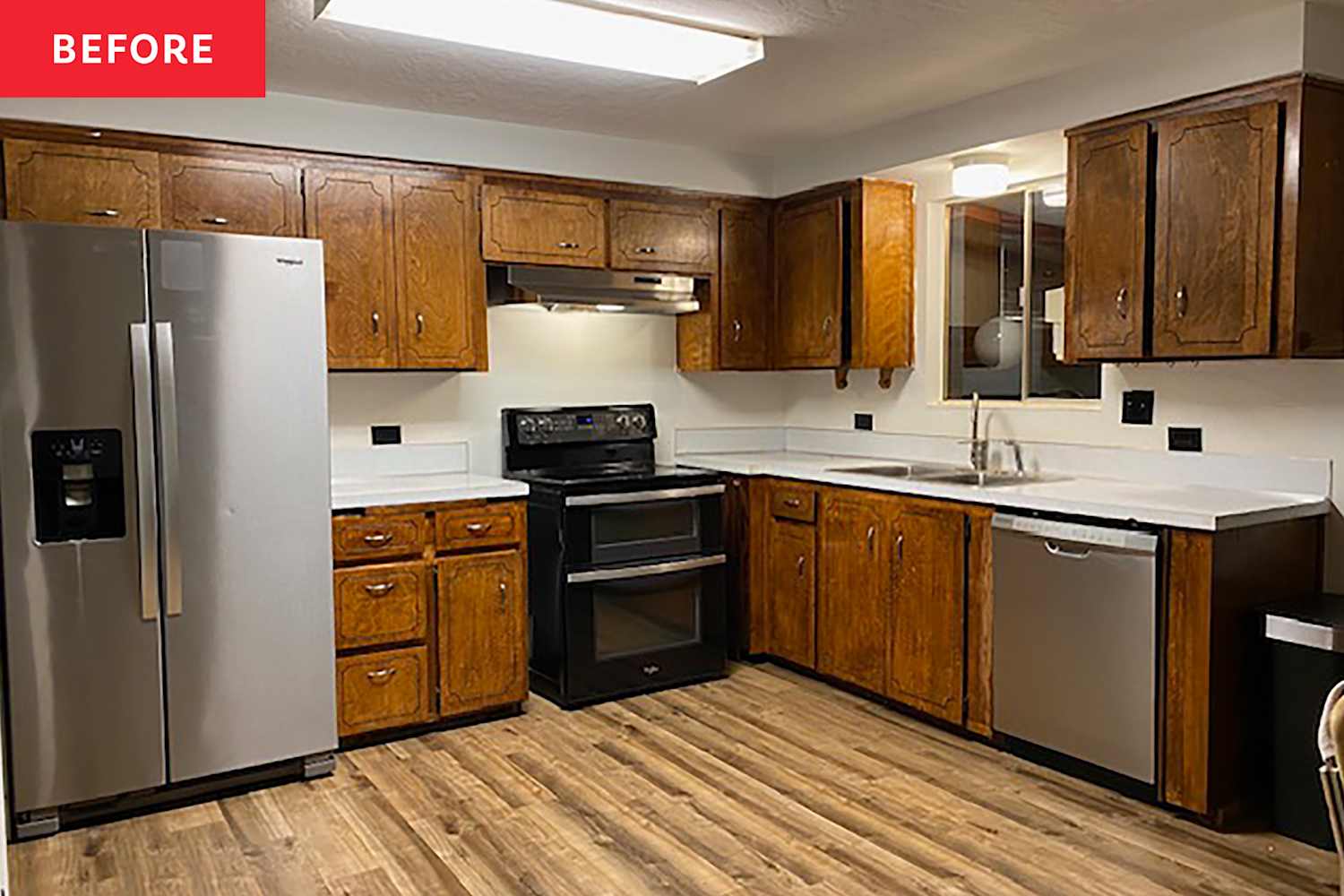 How I Took My Stained 1970s Kitchen from Bland to Breathtaking (on a Budget!)