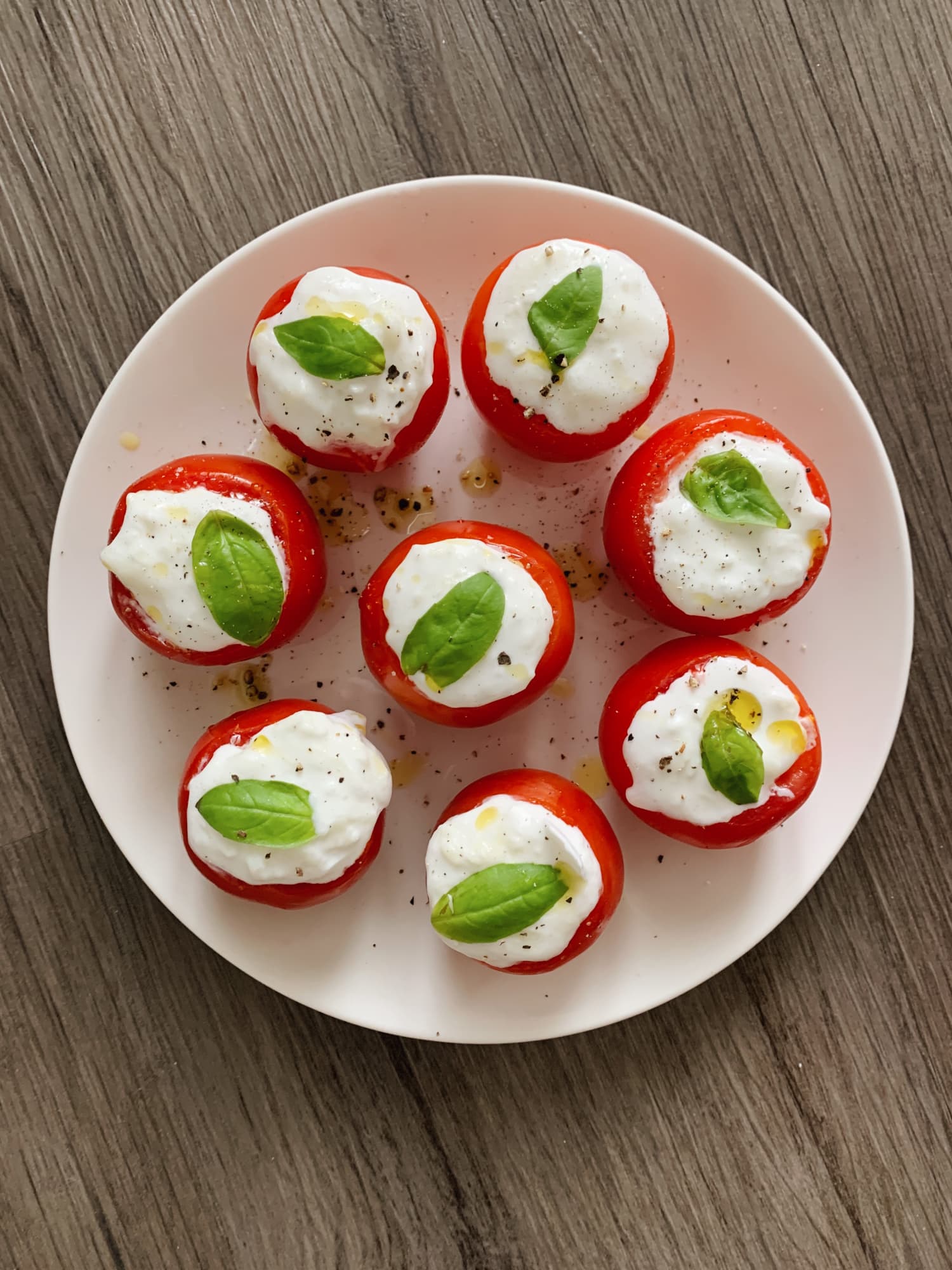 I Tried Martha Stewart’s Tomato Burrata Bites (They’re as Fast and Fancy as I’d Hoped)