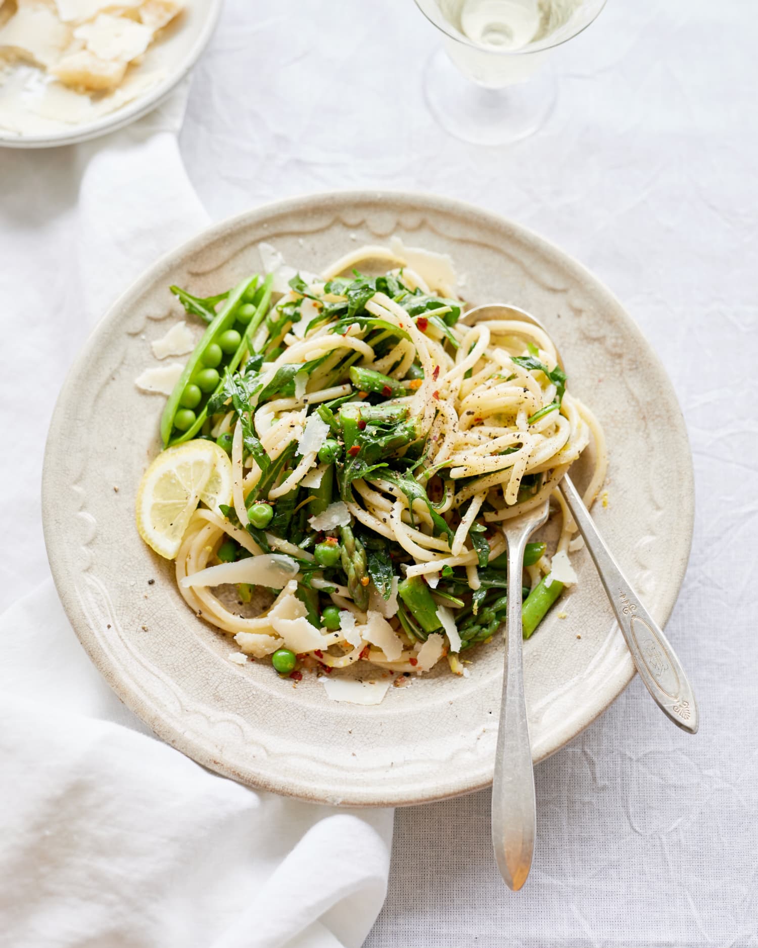 10 Mother’s Day Dinner Ideas, from Lemon-Butter Pasta to Herby Steak Salad