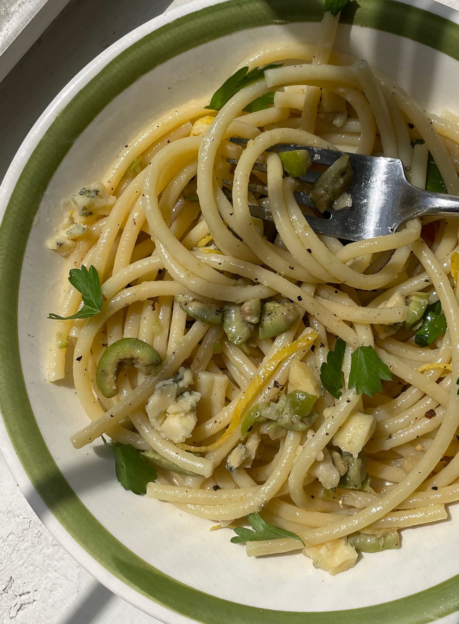 I Tried Dirty Martini Pasta and It’s a SimpleyetSatisfying Spin on