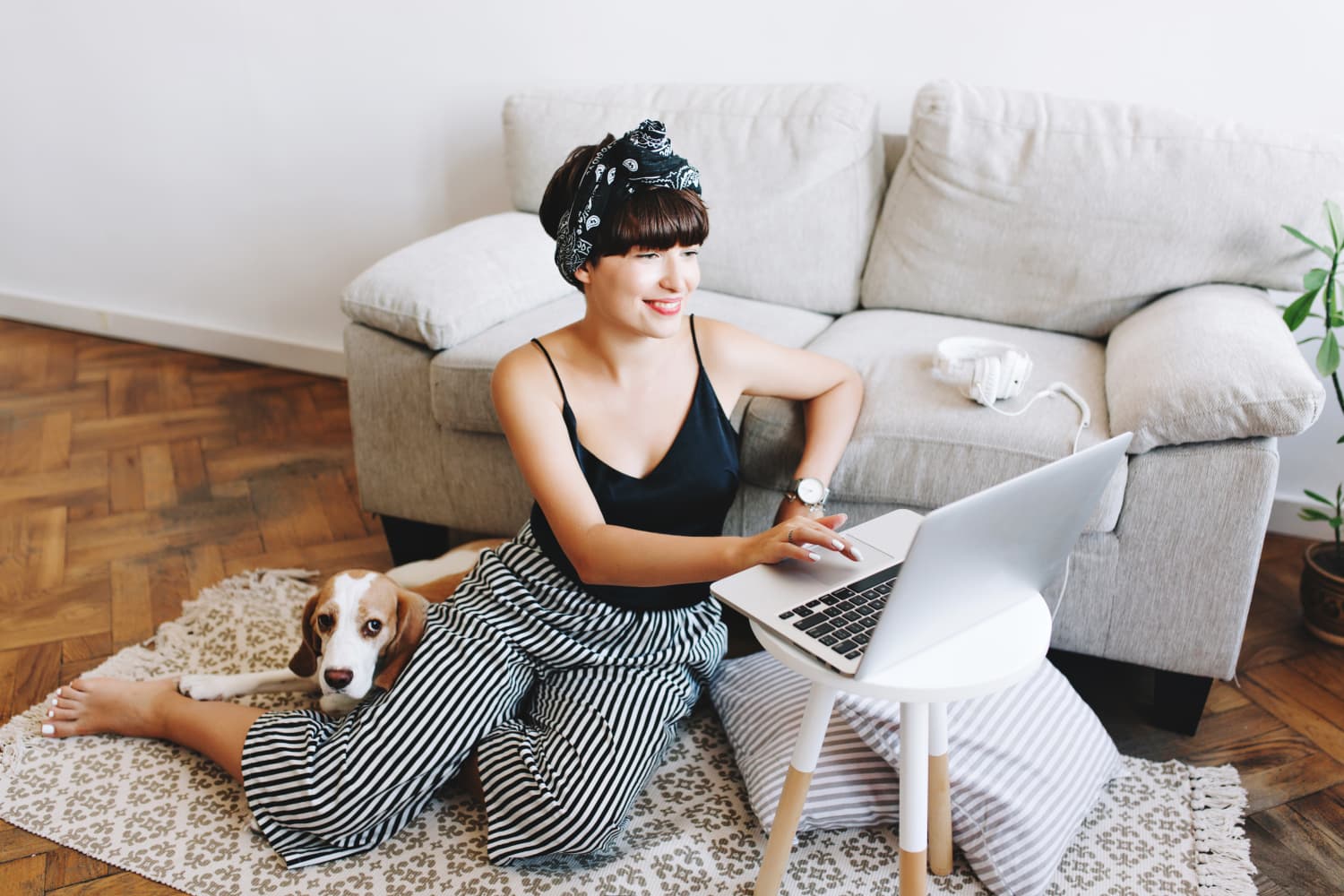 10 Work-from-Home Side Hustles That Might Make You Some Extra Money This Year