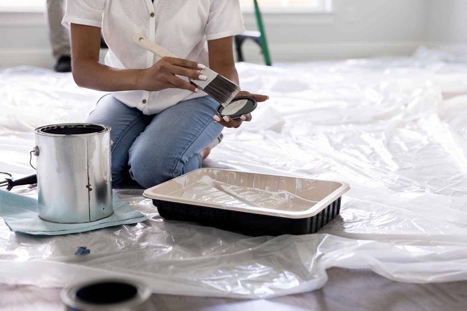 You Should Skip This Popular Paint Hack — There’s a Better Way to Keep Cans Clean
