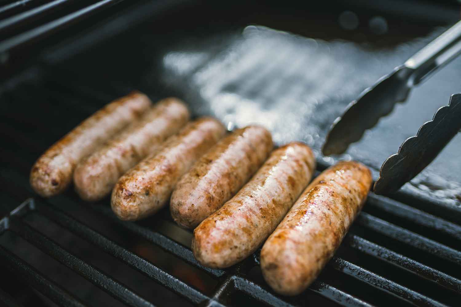 The Compact Grill People Use to “Cook Everything” Is on Sale for Memorial Day